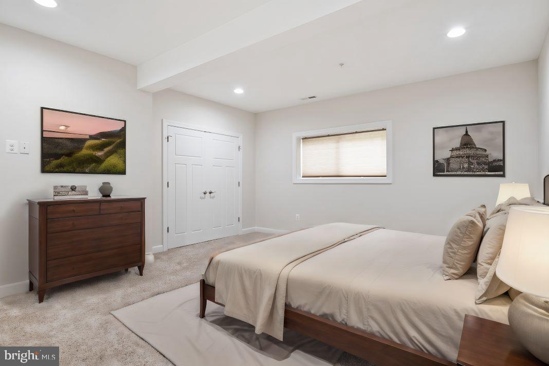 REGULARS - Residential