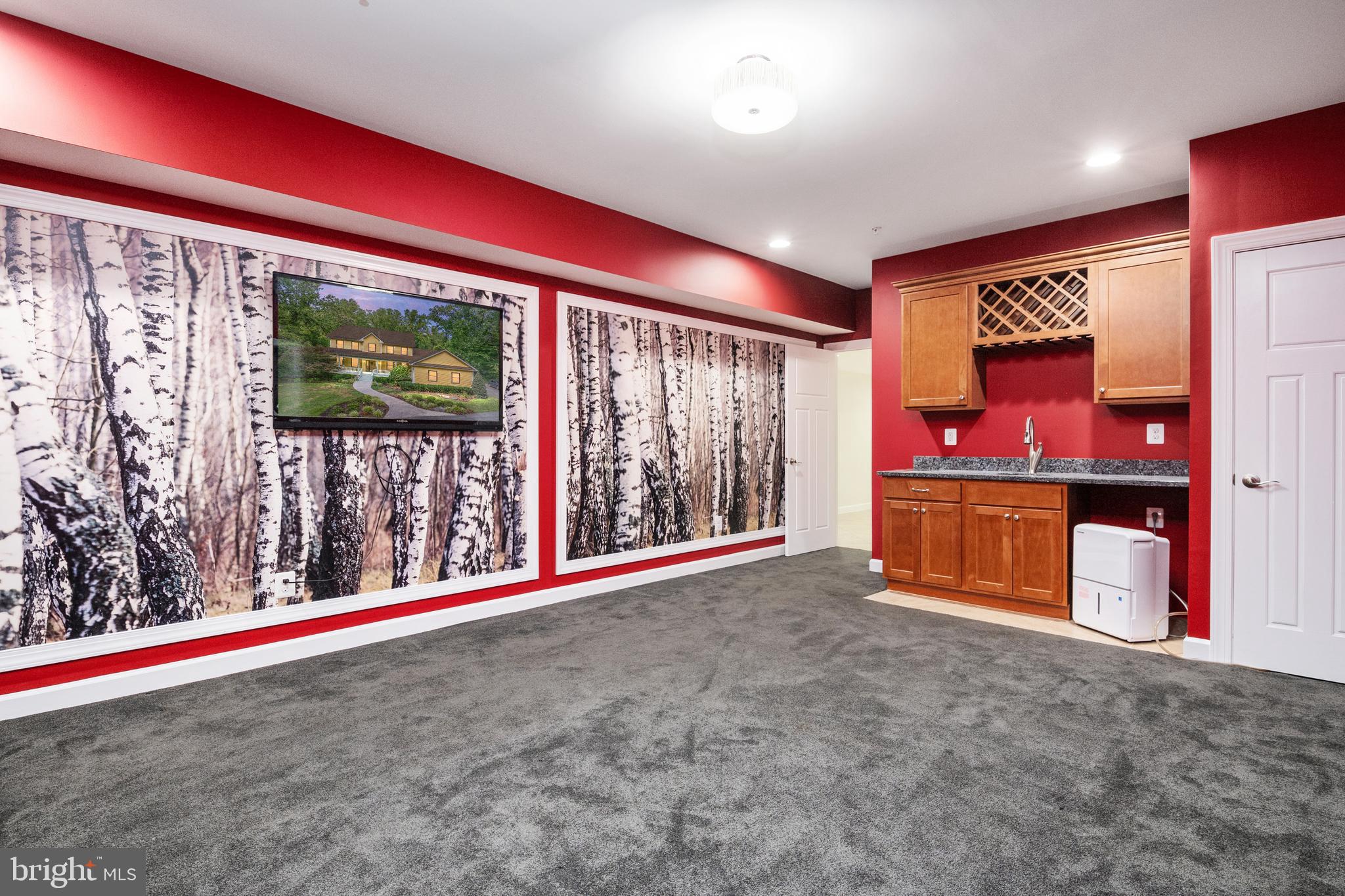 REGULARS - Residential