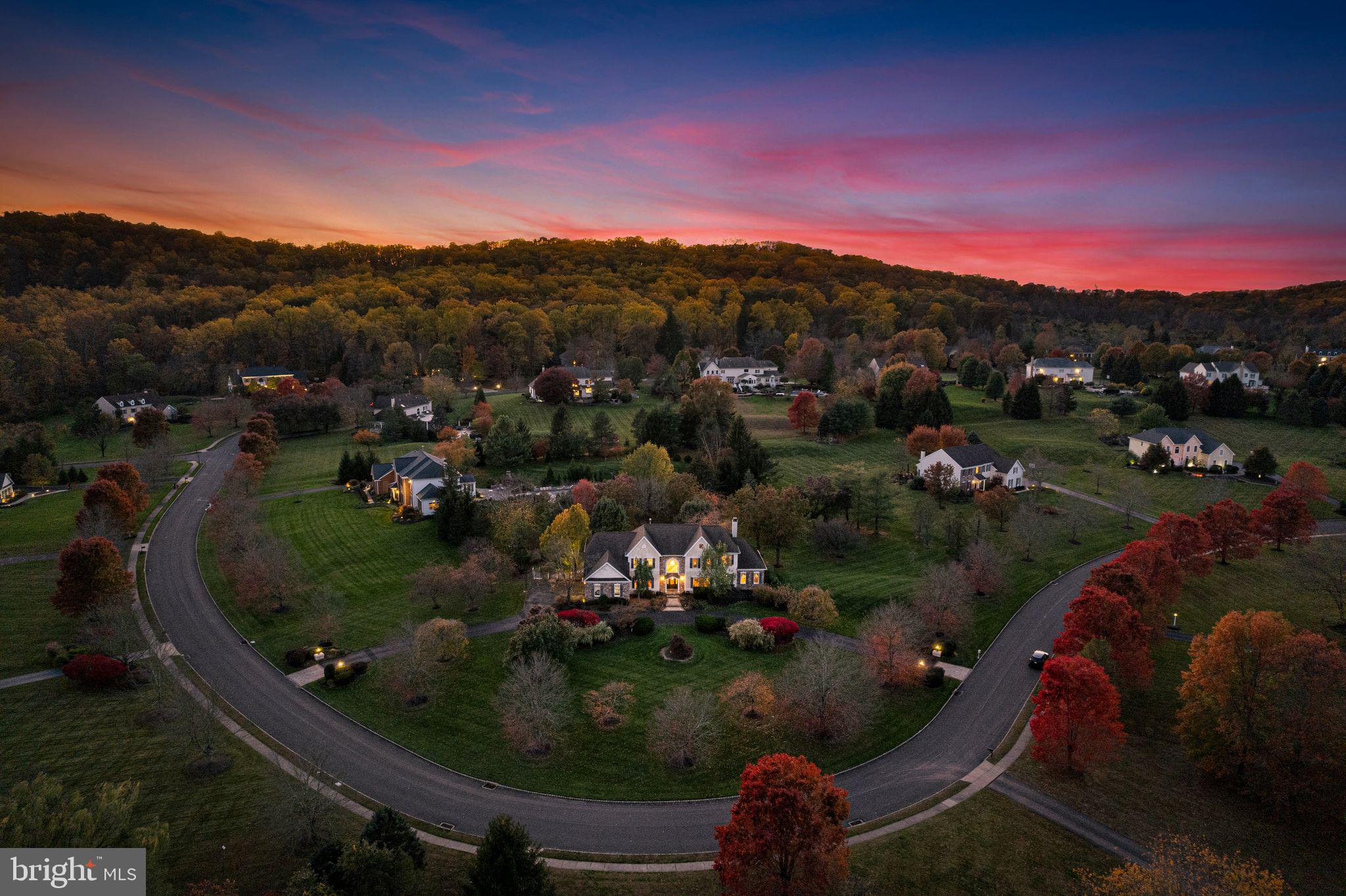 RIVER CROSSING - Residential
