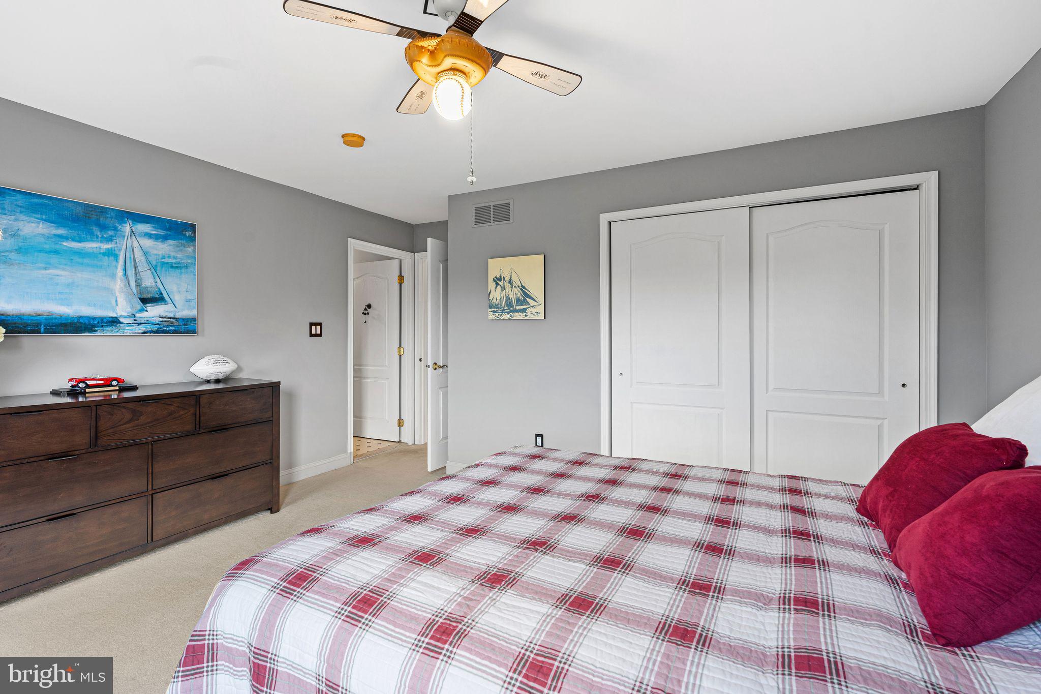 RIVER CROSSING - Residential