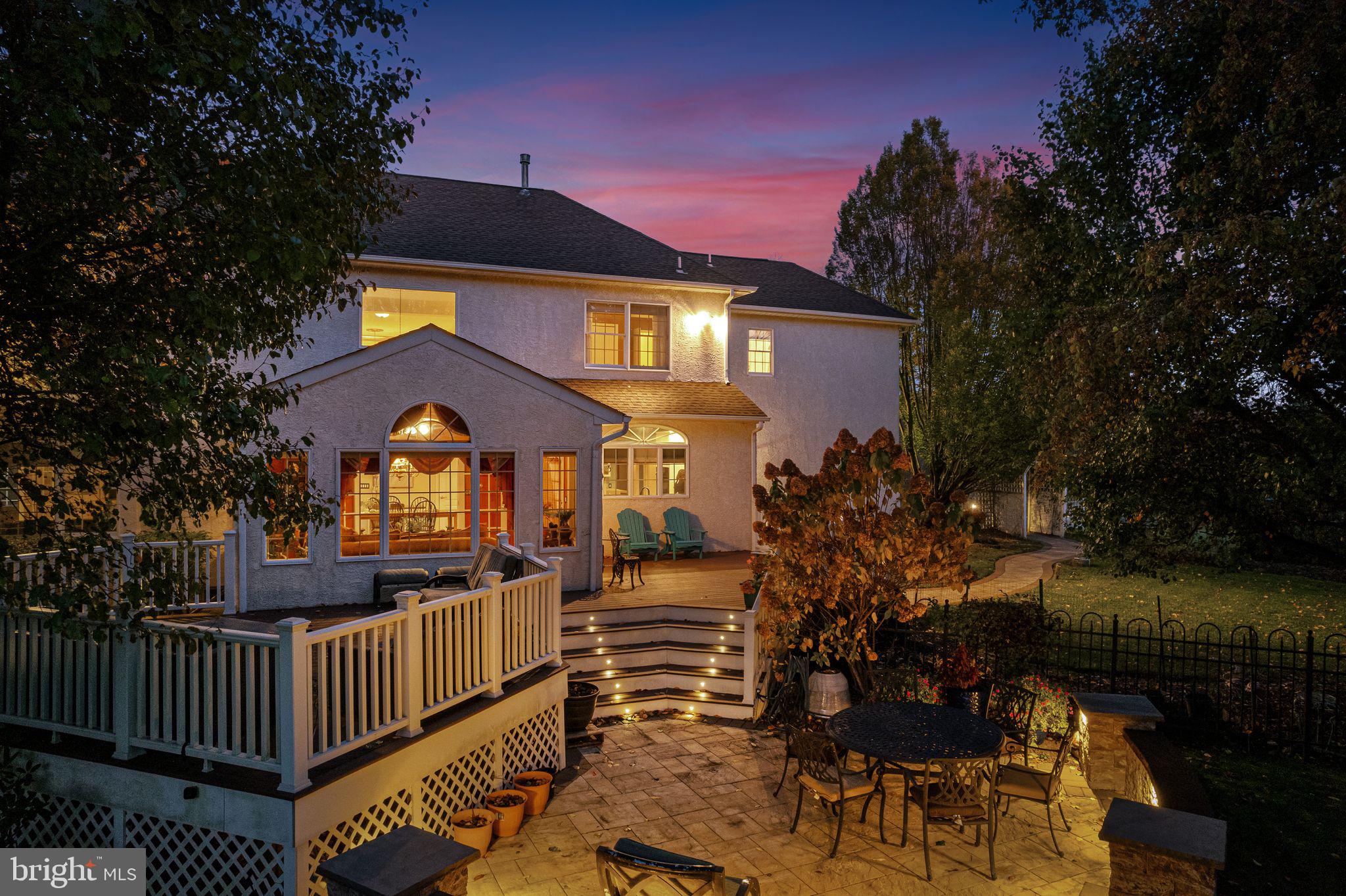 RIVER CROSSING - Residential