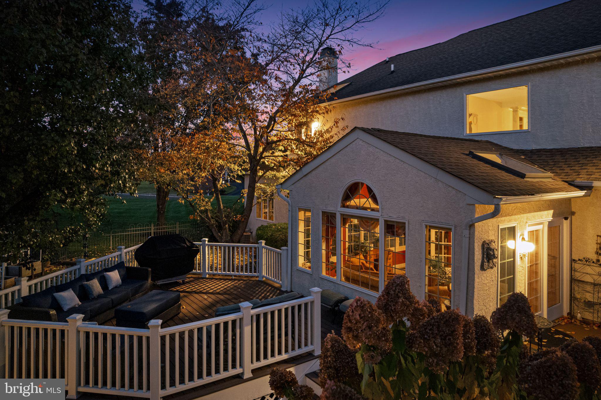 RIVER CROSSING - Residential