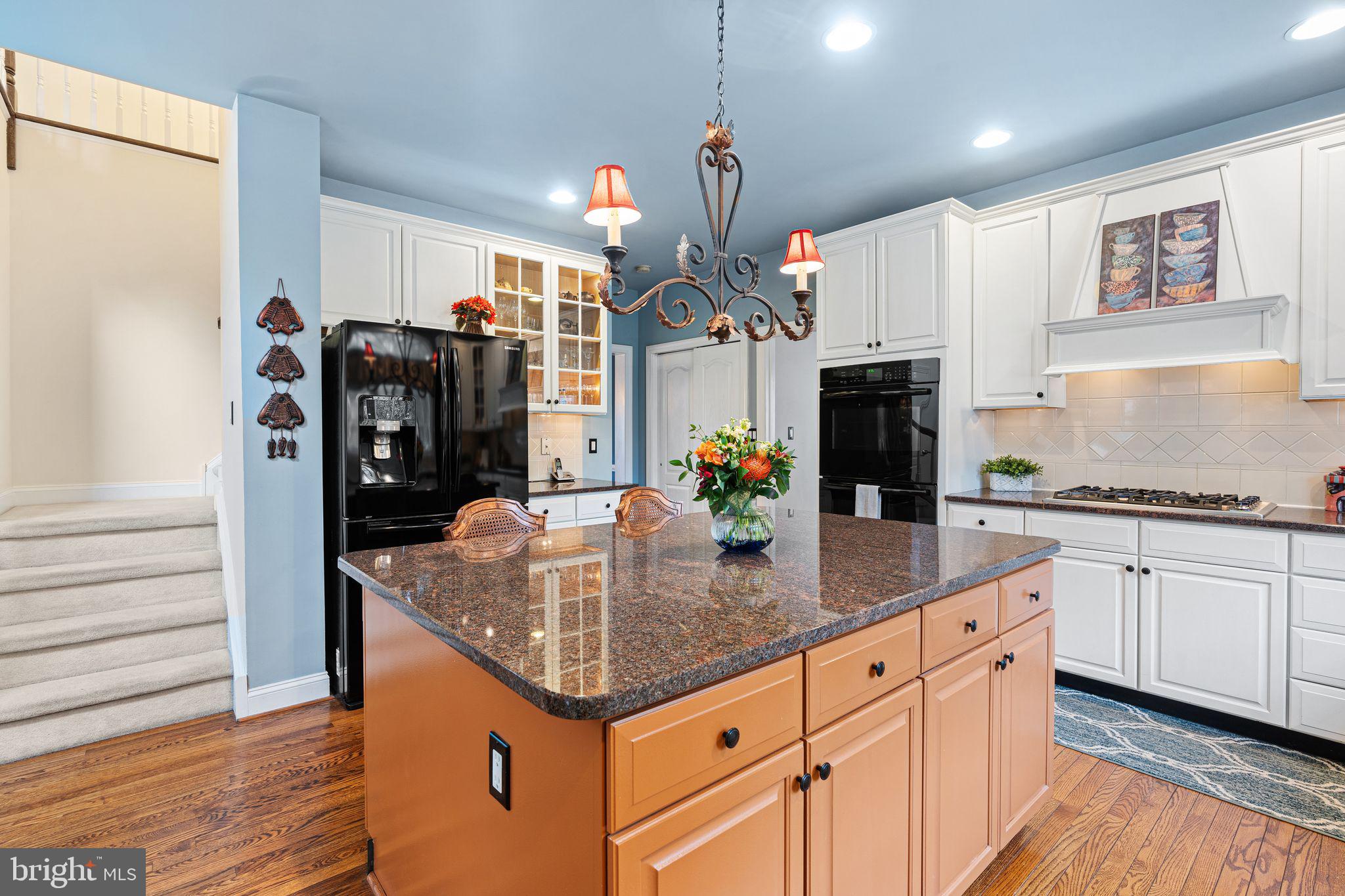 RIVER CROSSING - Residential