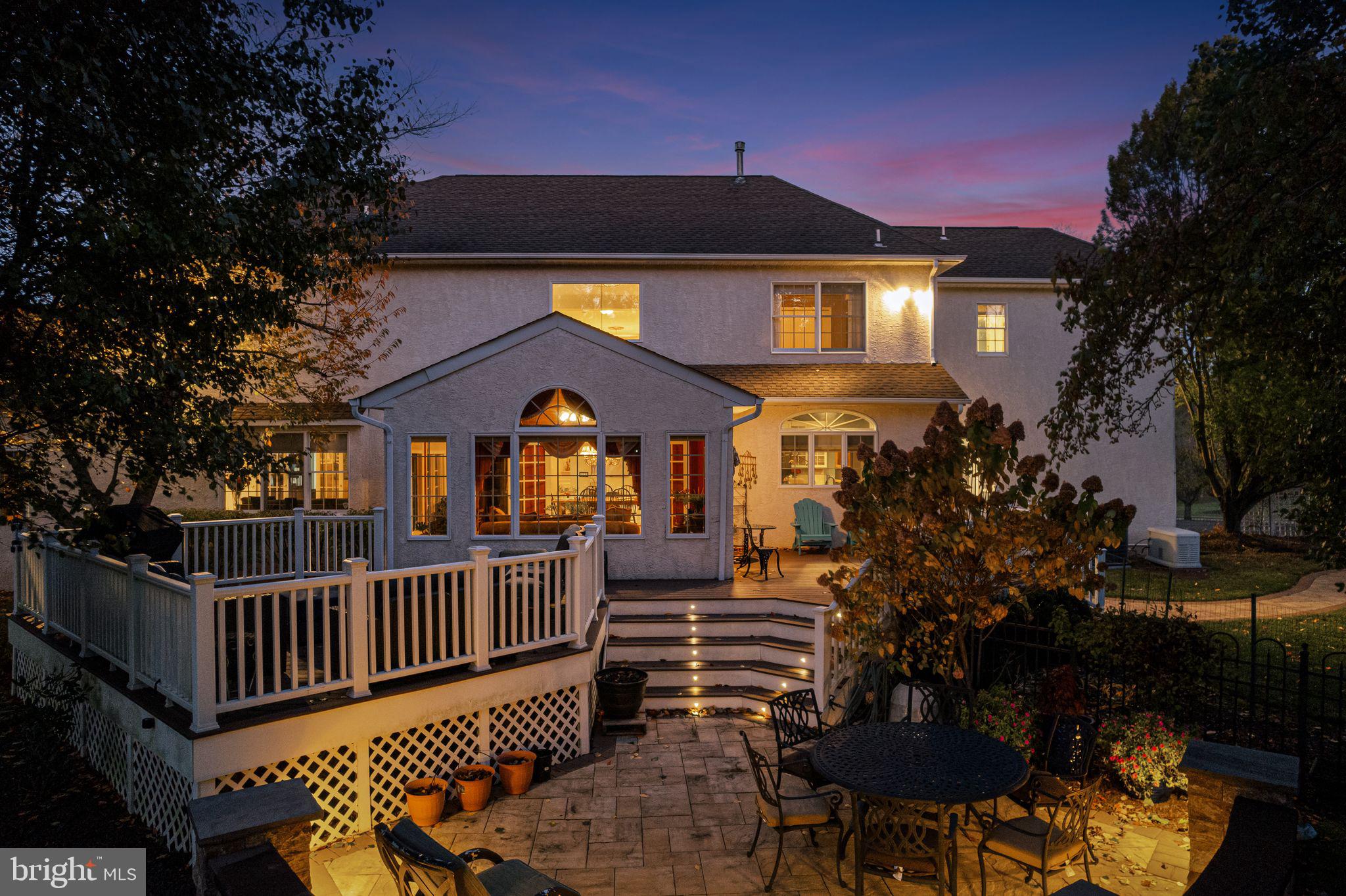 RIVER CROSSING - Residential