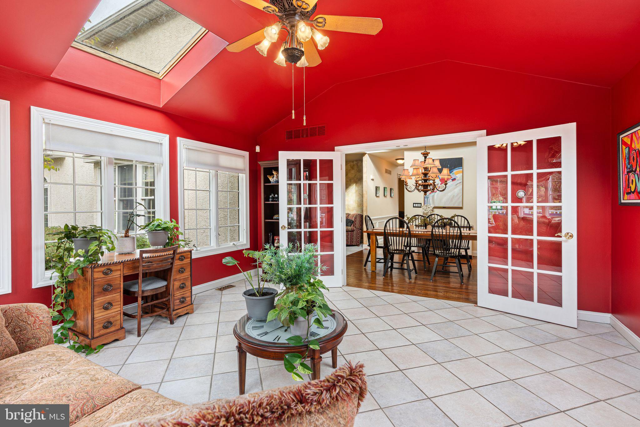 RIVER CROSSING - Residential