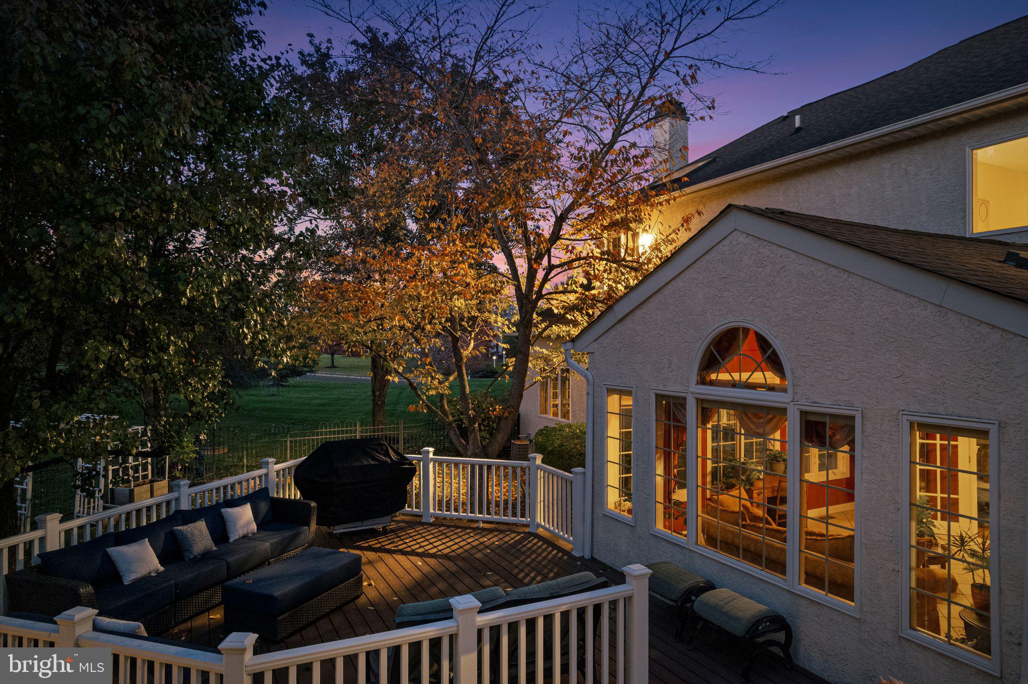 RIVER CROSSING - Residential