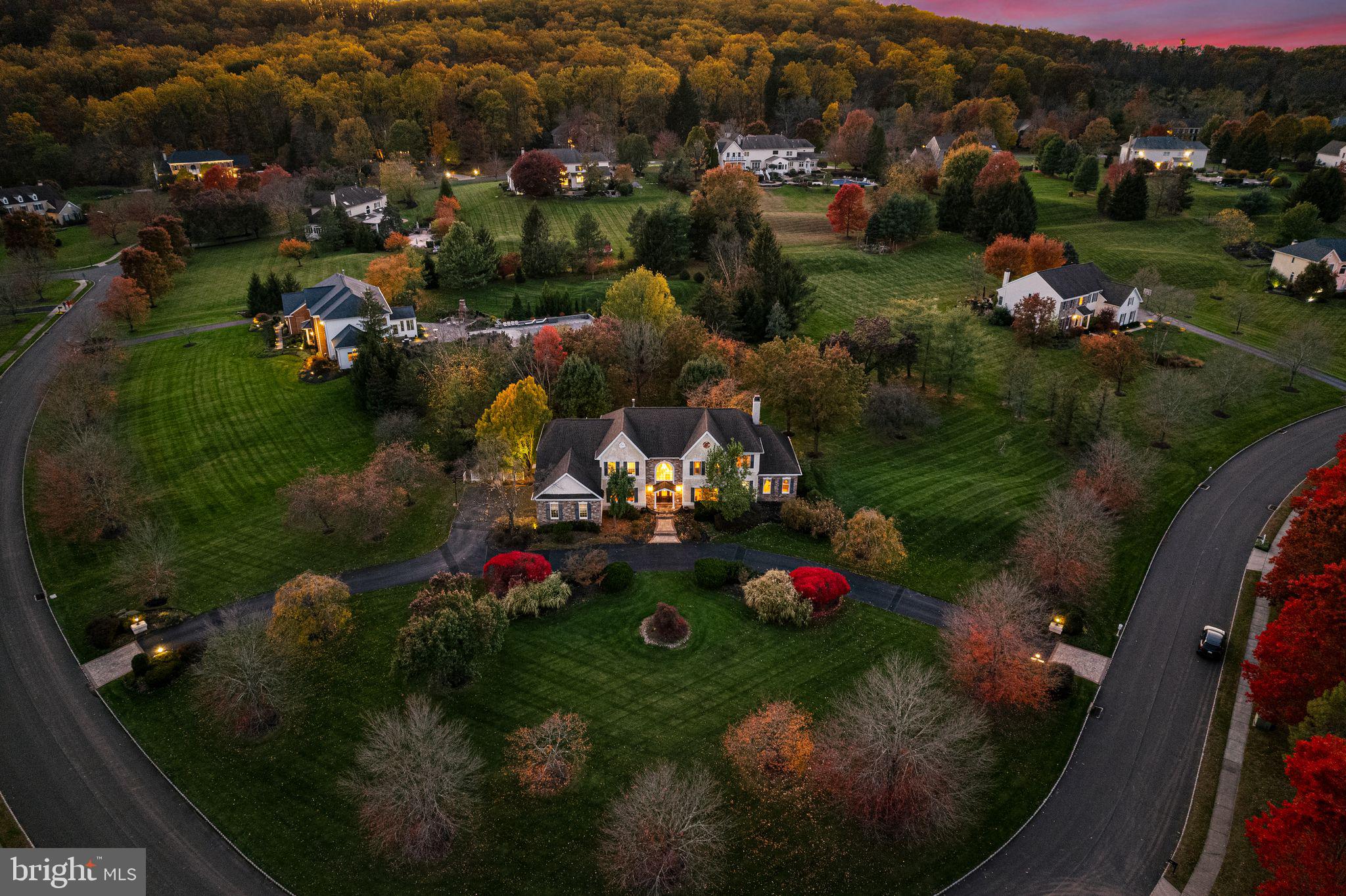 RIVER CROSSING - Residential