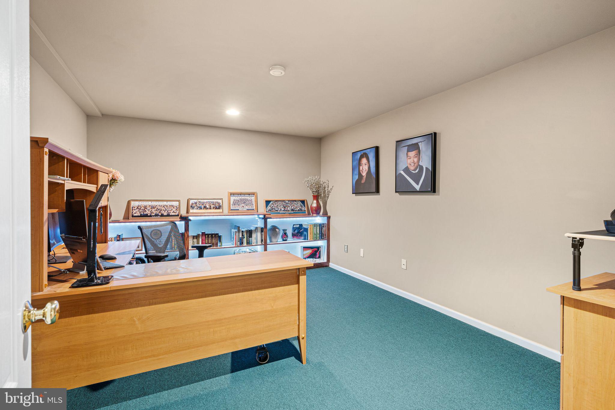 RIVER CROSSING - Residential