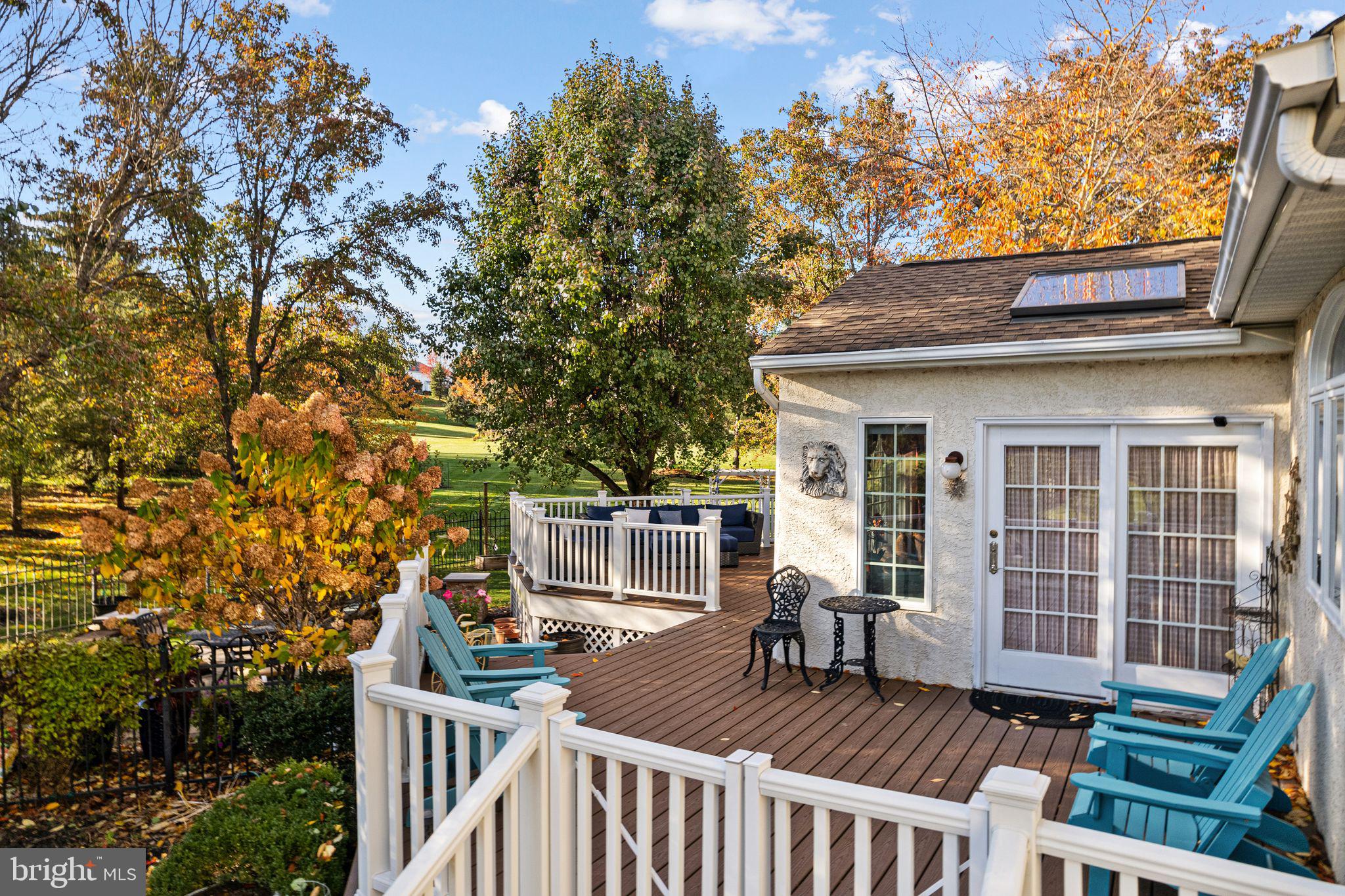 RIVER CROSSING - Residential
