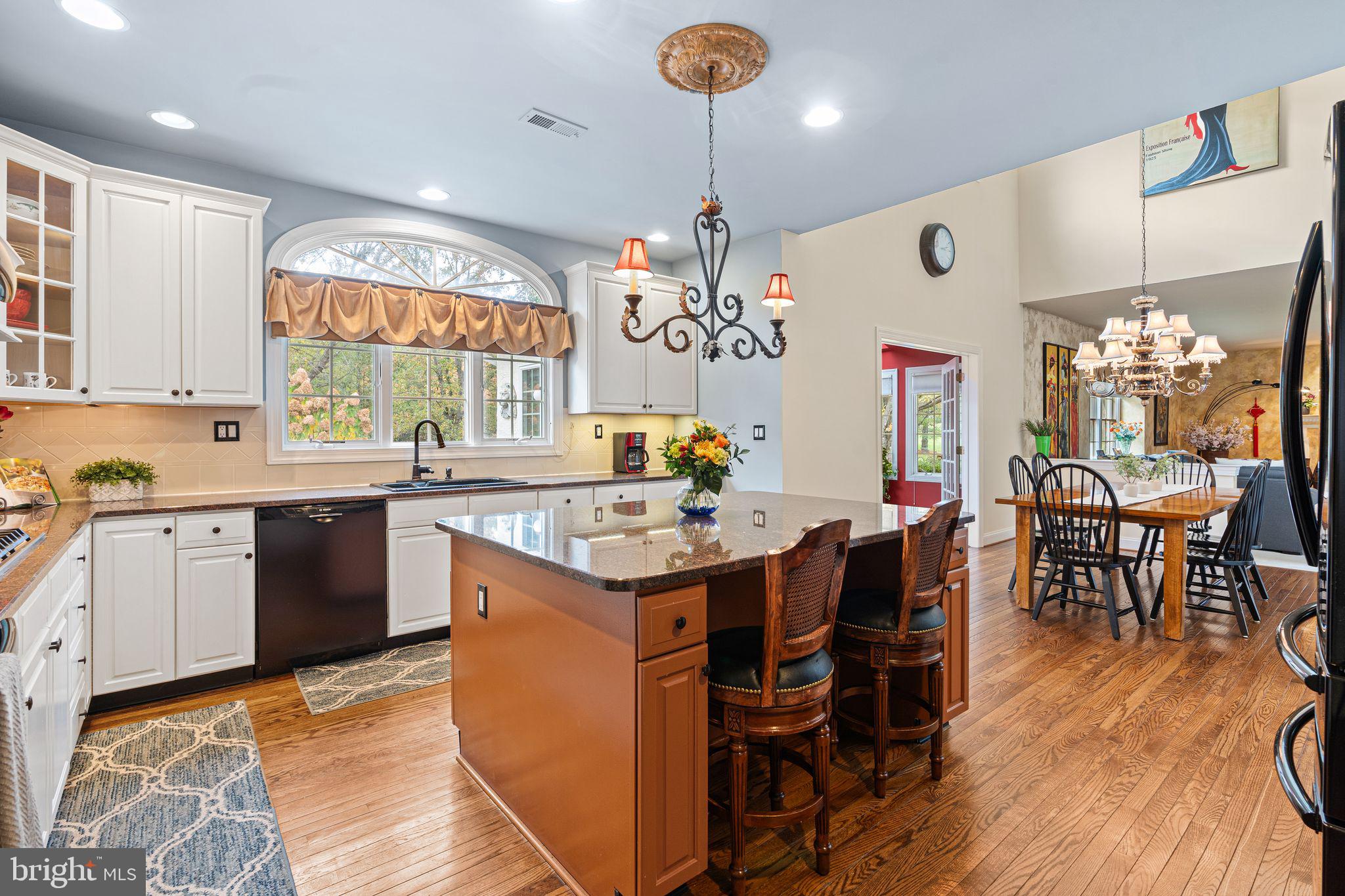 RIVER CROSSING - Residential