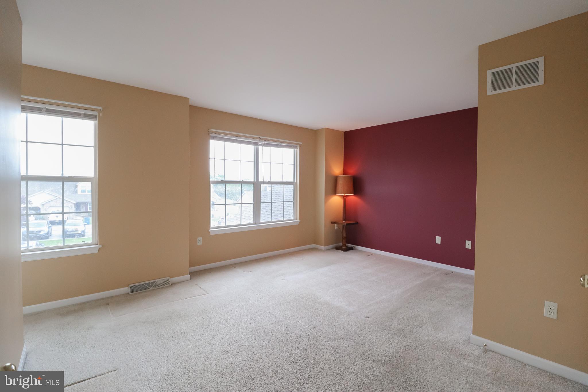 ORCHARD GLEN - Residential