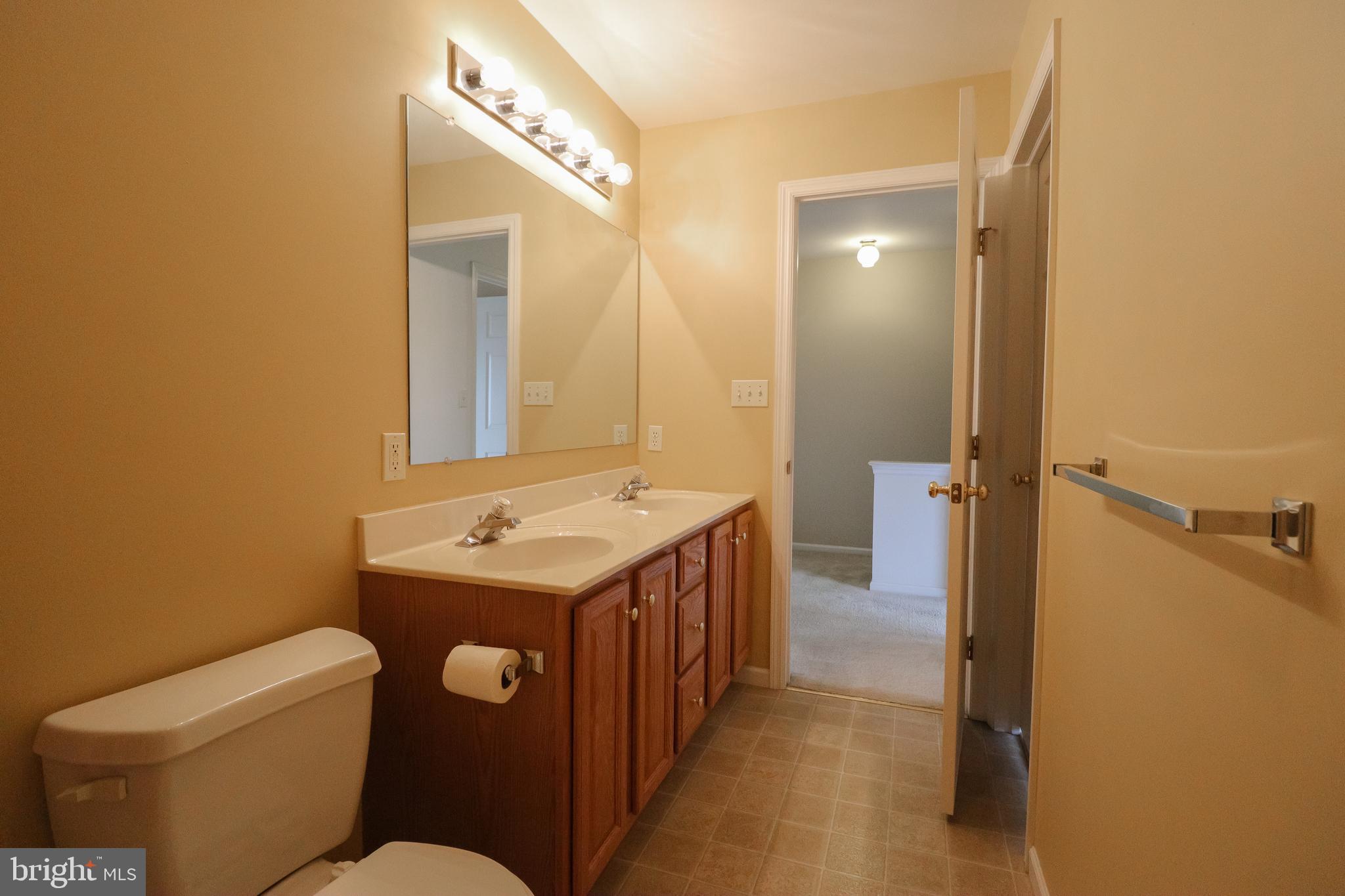 ORCHARD GLEN - Residential