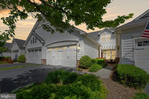 44372 Sunset Maple Drive, Ashburn, VA MLS: VALO2097602