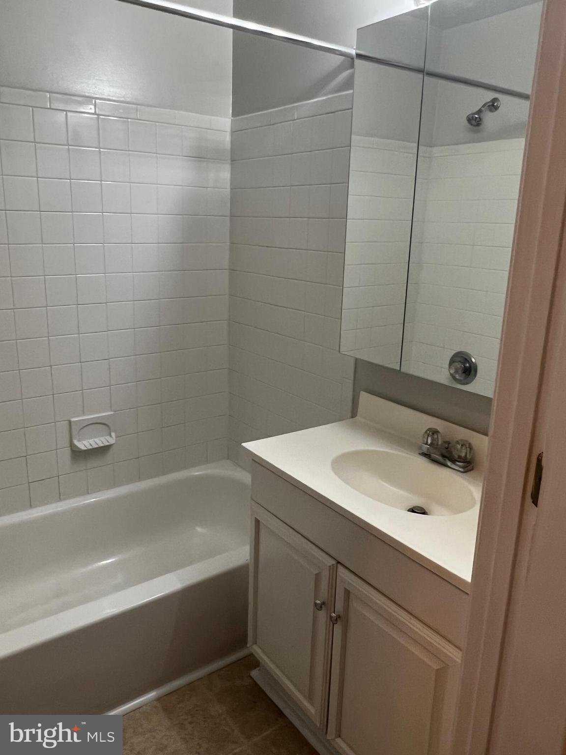 FEDERAL HILL HISTORIC DISTRICT - Residential Lease