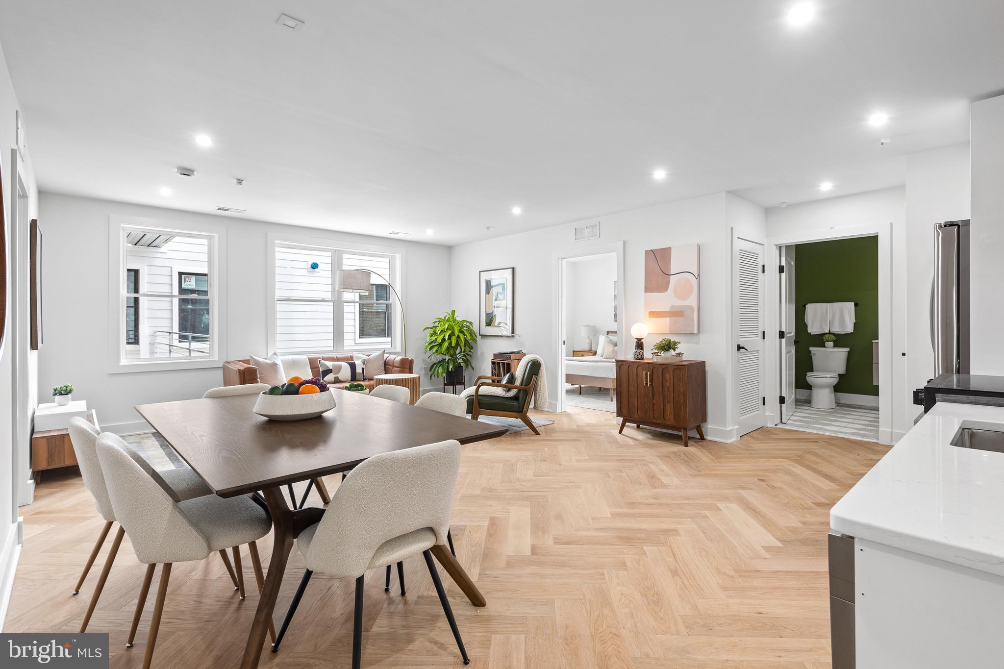 1124 FLORIDA NE 507