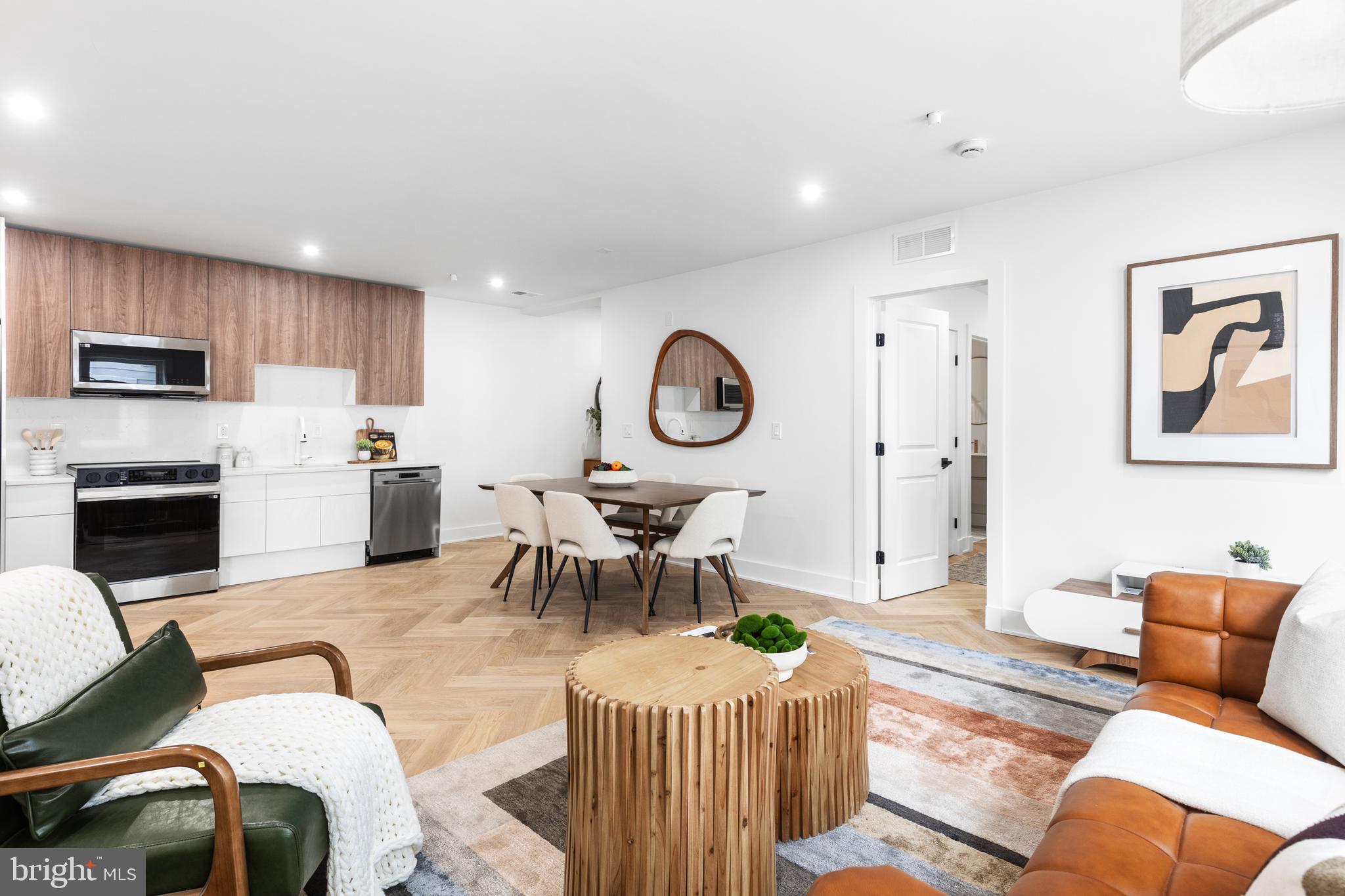 1124 FLORIDA NE 507