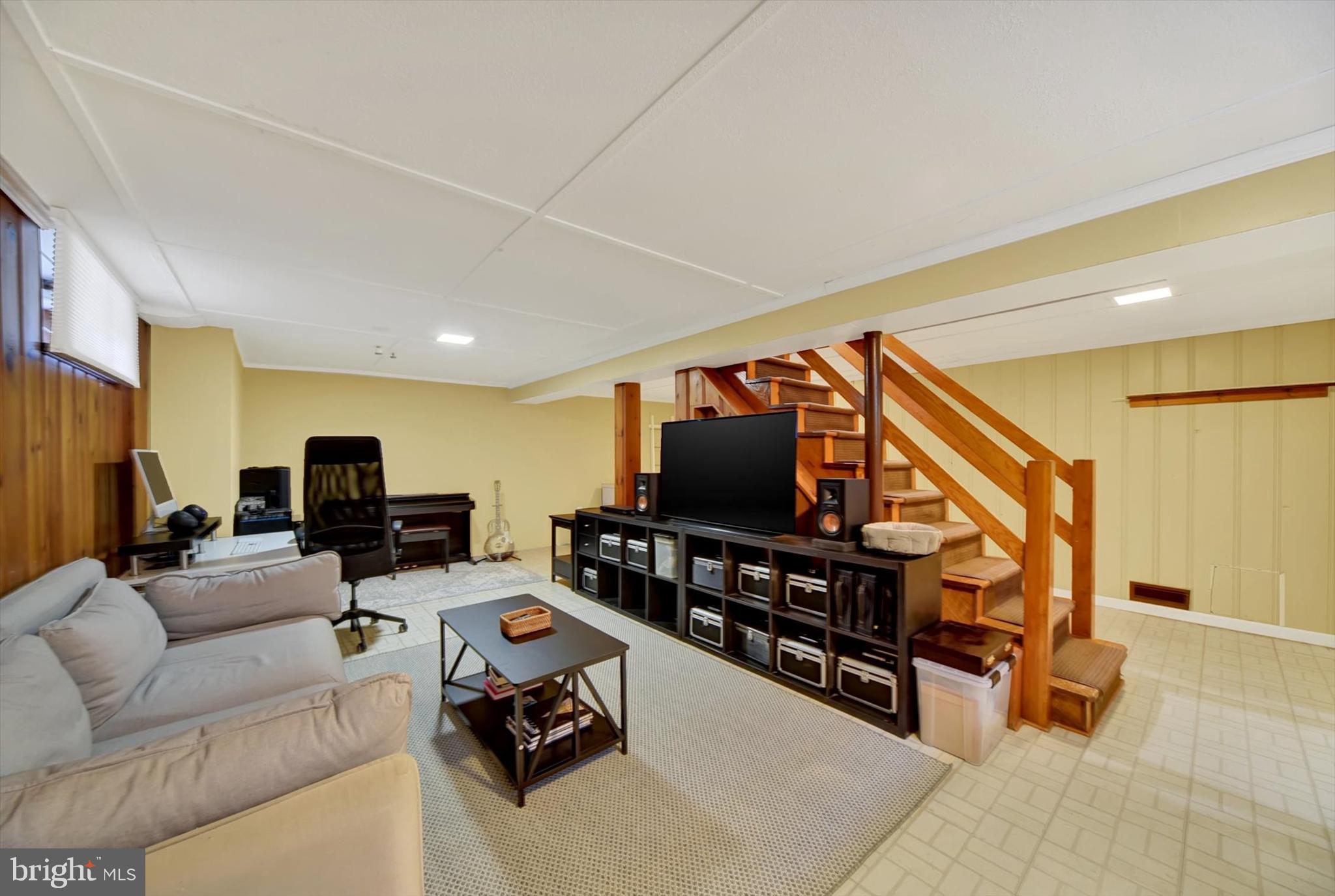 ORIGINAL NORTHWOOD - Residential