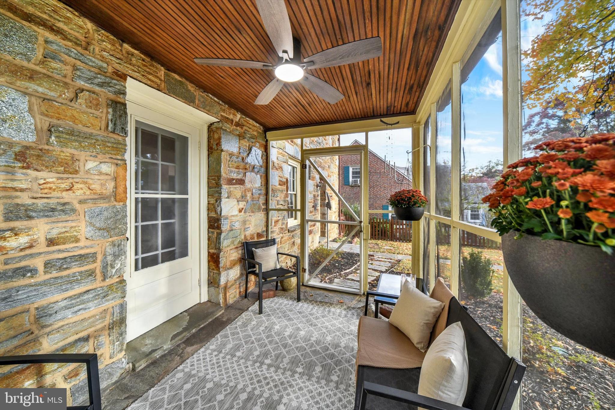 ORIGINAL NORTHWOOD - Residential