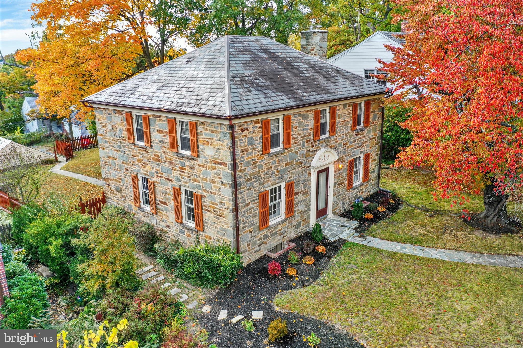 ORIGINAL NORTHWOOD - Residential