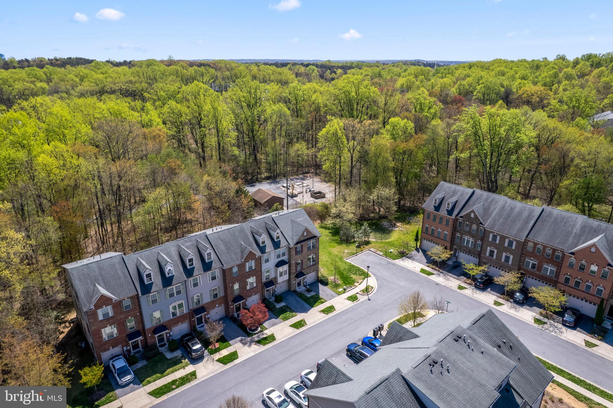 PARKER CREEK VIEW - Residential