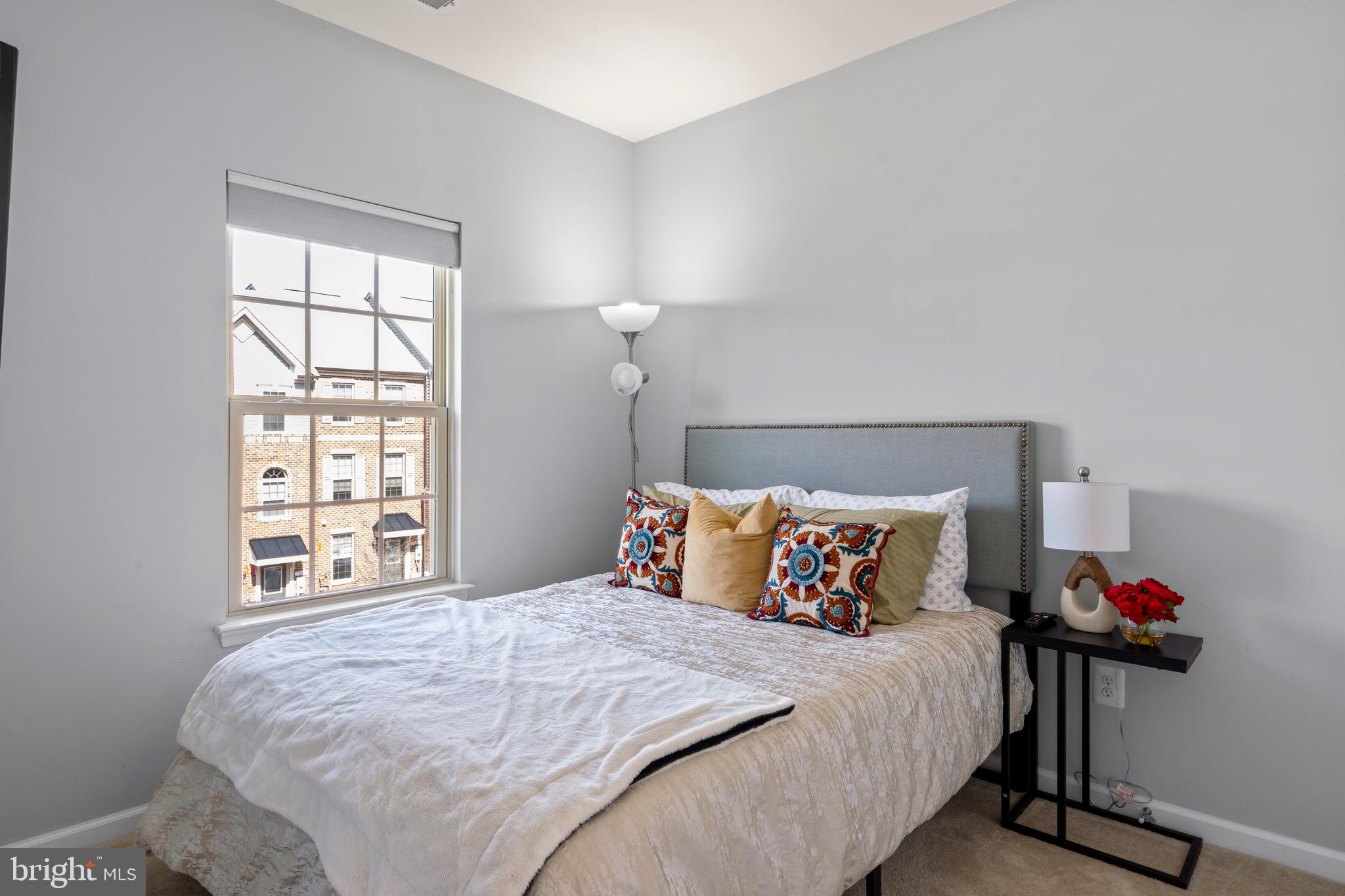 PARKER CREEK VIEW - Residential