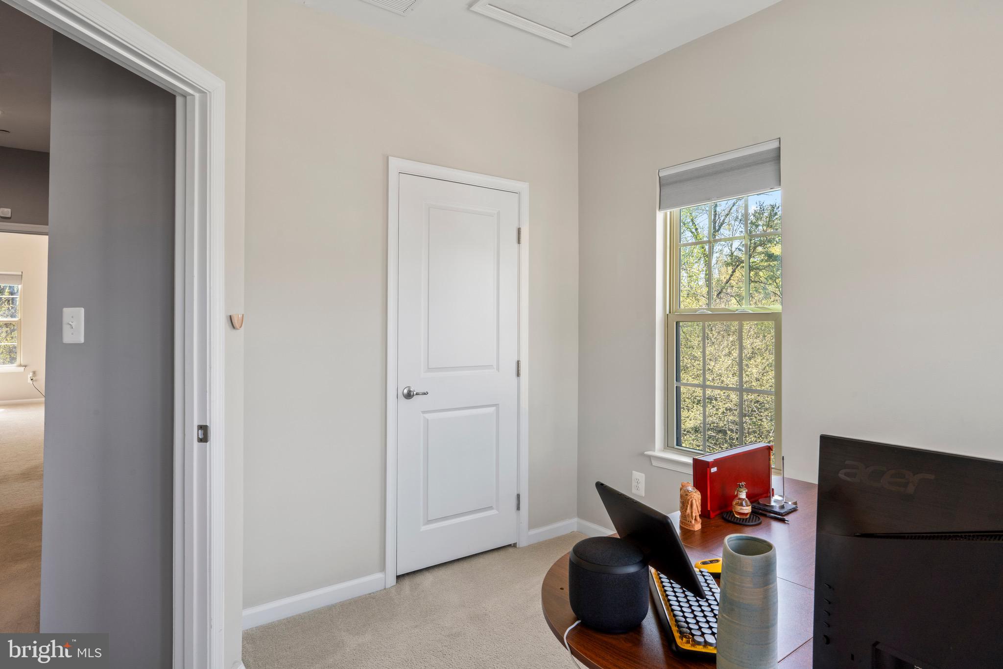 PARKER CREEK VIEW - Residential