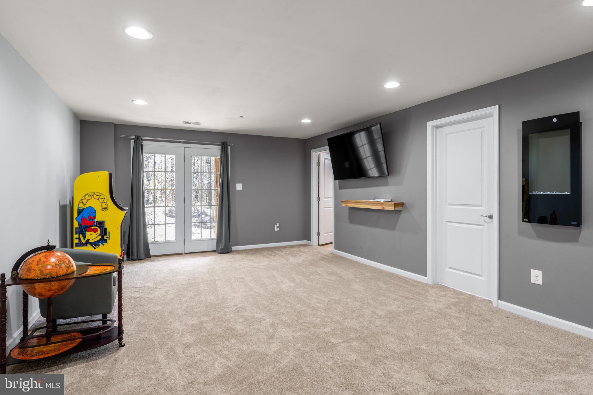 PARKER CREEK VIEW - Residential