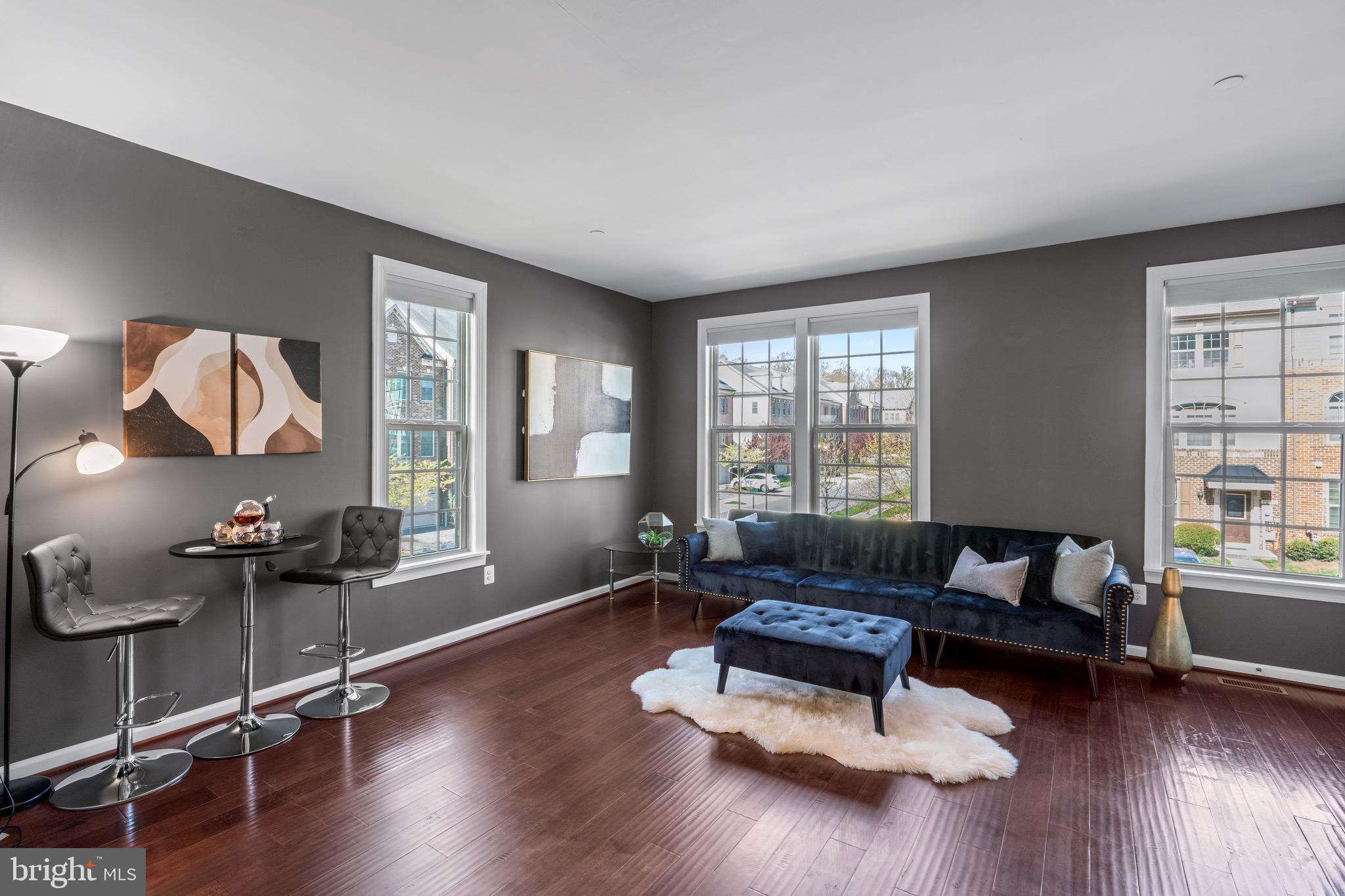 PARKER CREEK VIEW - Residential