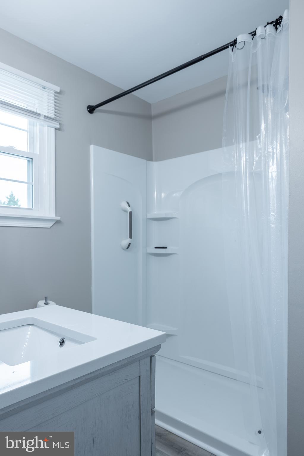 PINEDALE WOODS - Residential