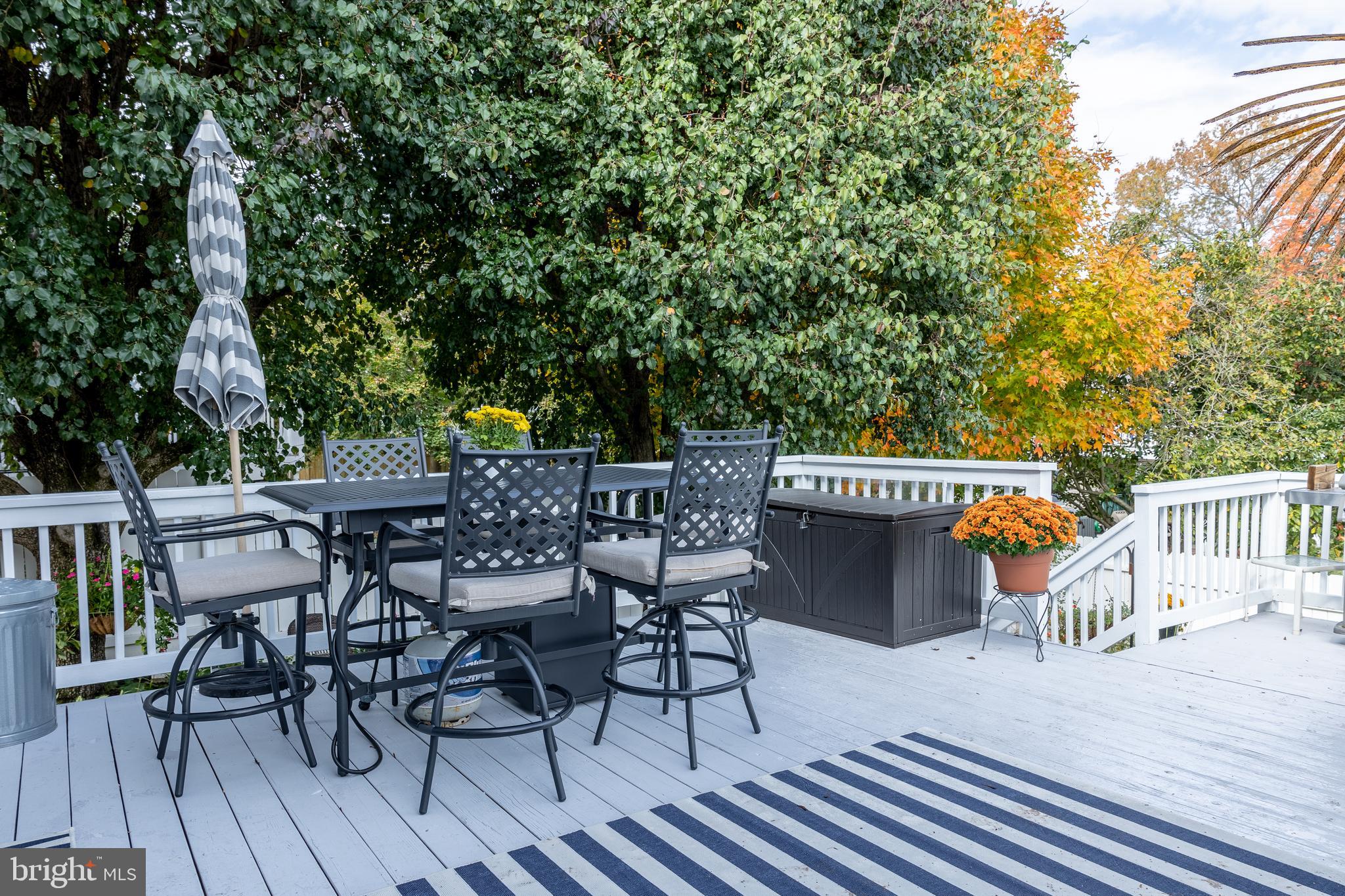 PINEDALE WOODS - Residential