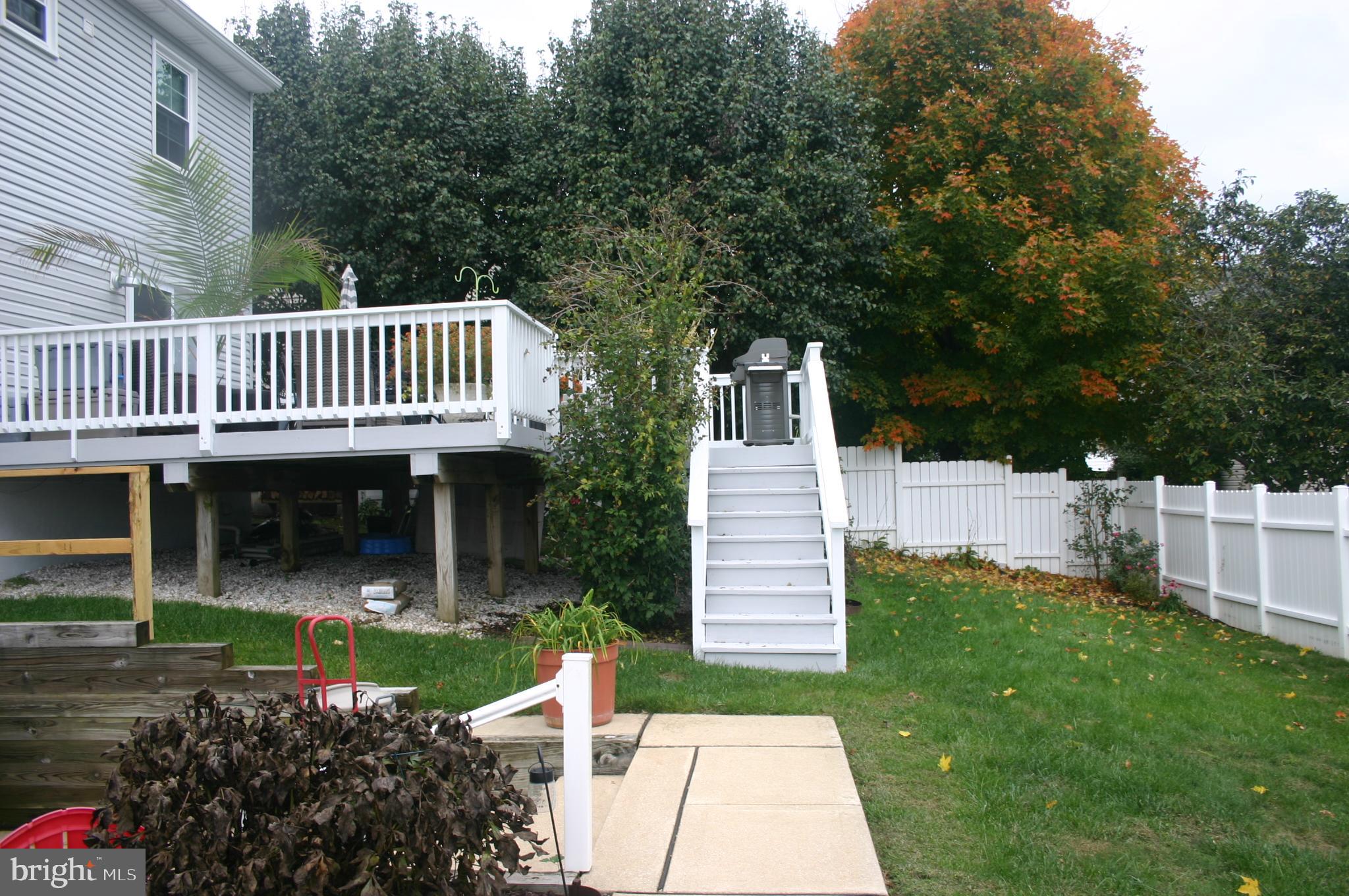 PINEDALE WOODS - Residential