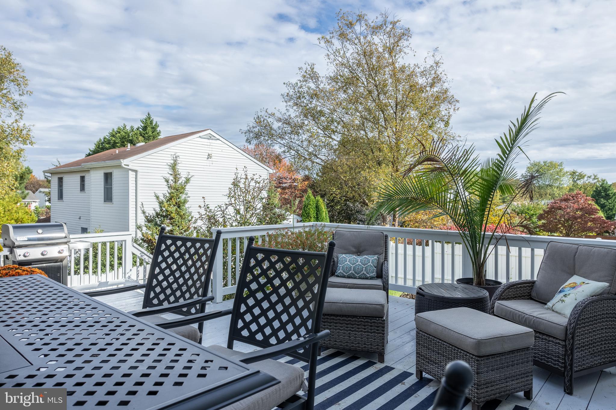 PINEDALE WOODS - Residential