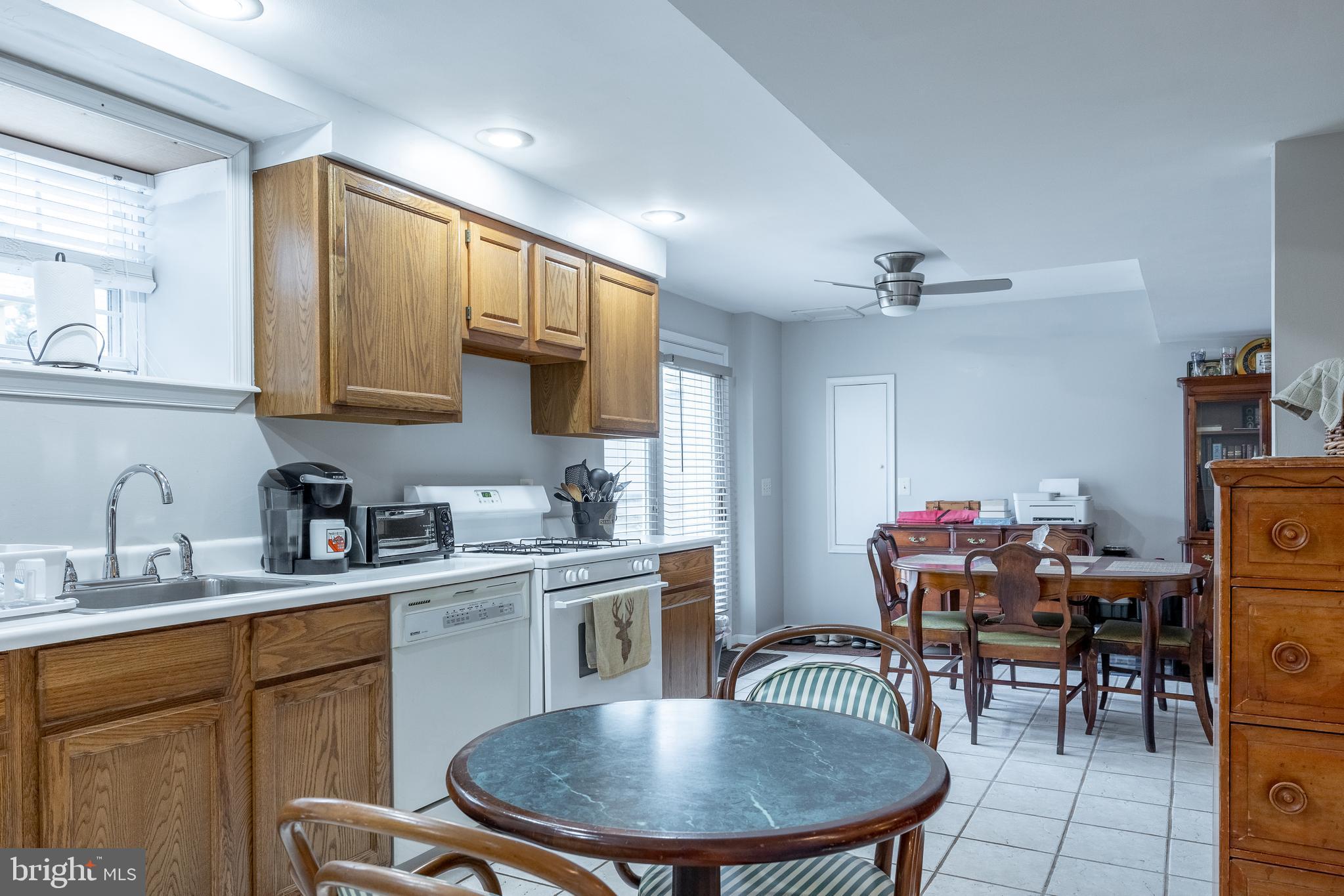 PINEDALE WOODS - Residential