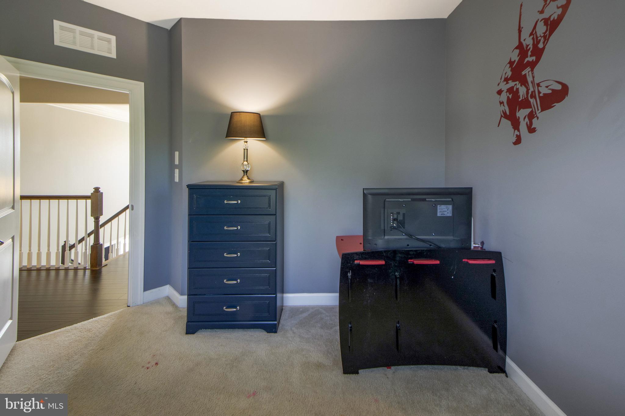 OAK CREEK CLUB - Residential