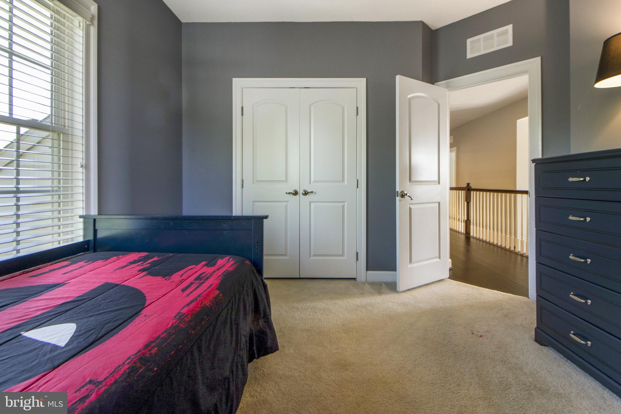 OAK CREEK CLUB - Residential