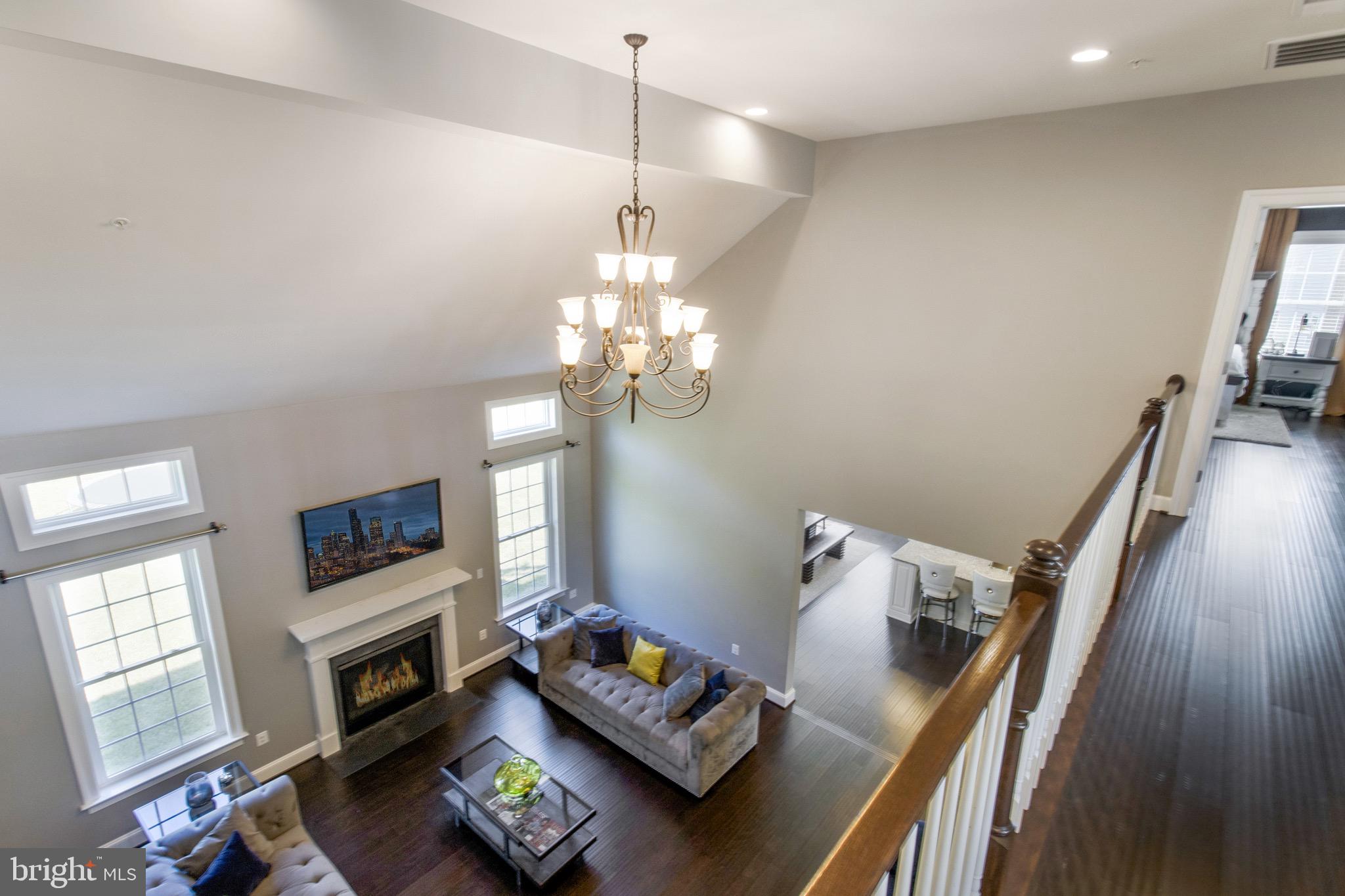 OAK CREEK CLUB - Residential