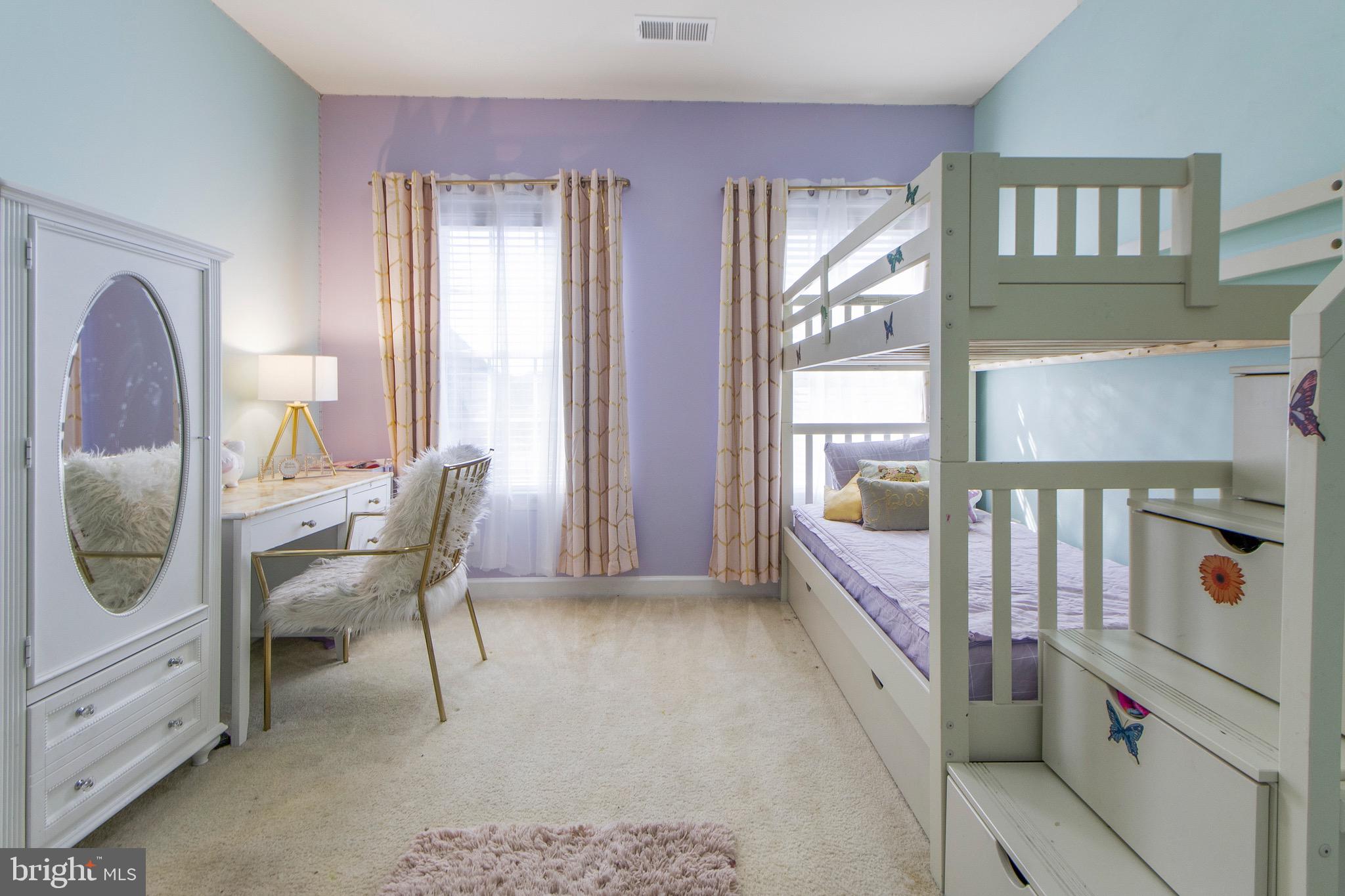 OAK CREEK CLUB - Residential