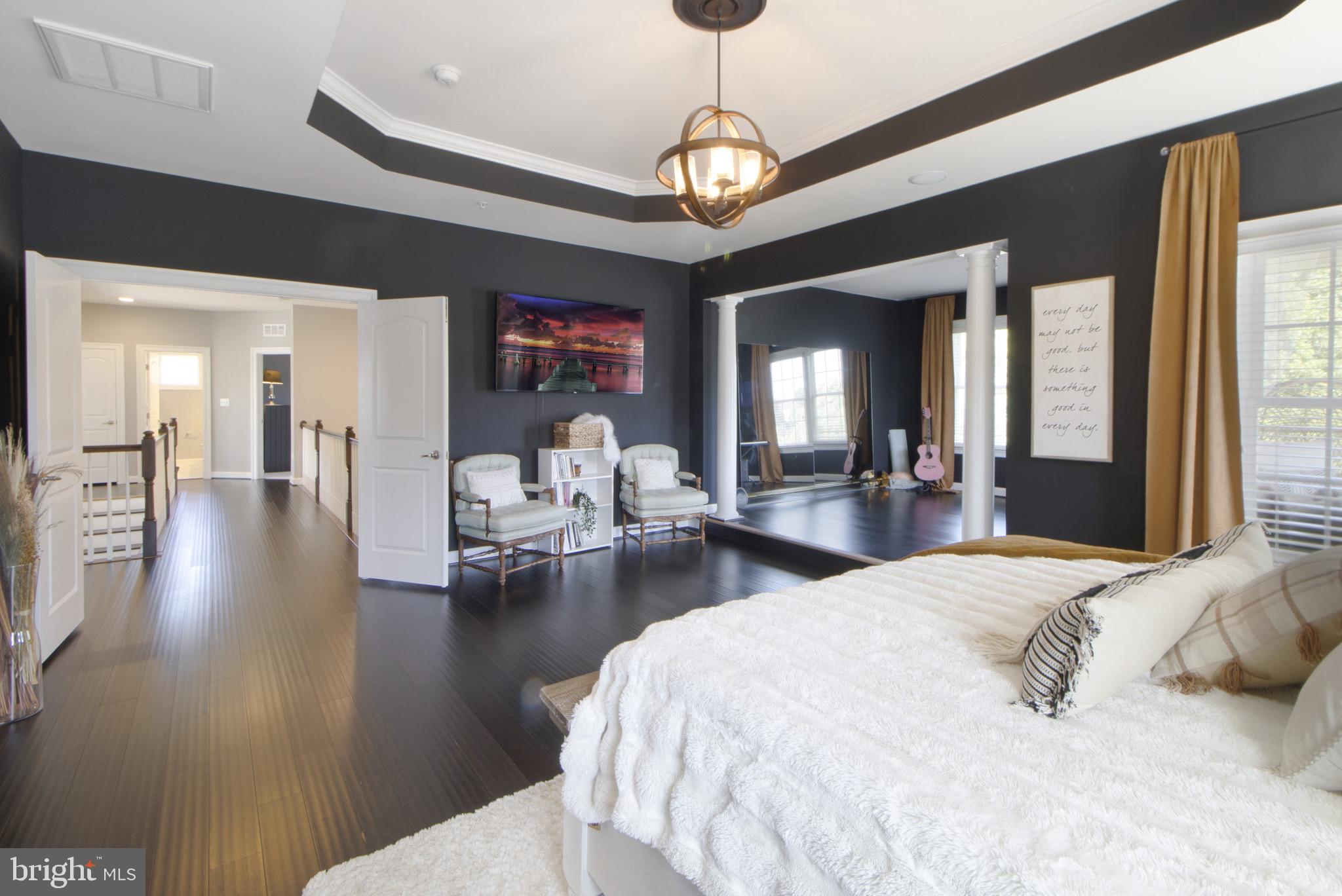 OAK CREEK CLUB - Residential