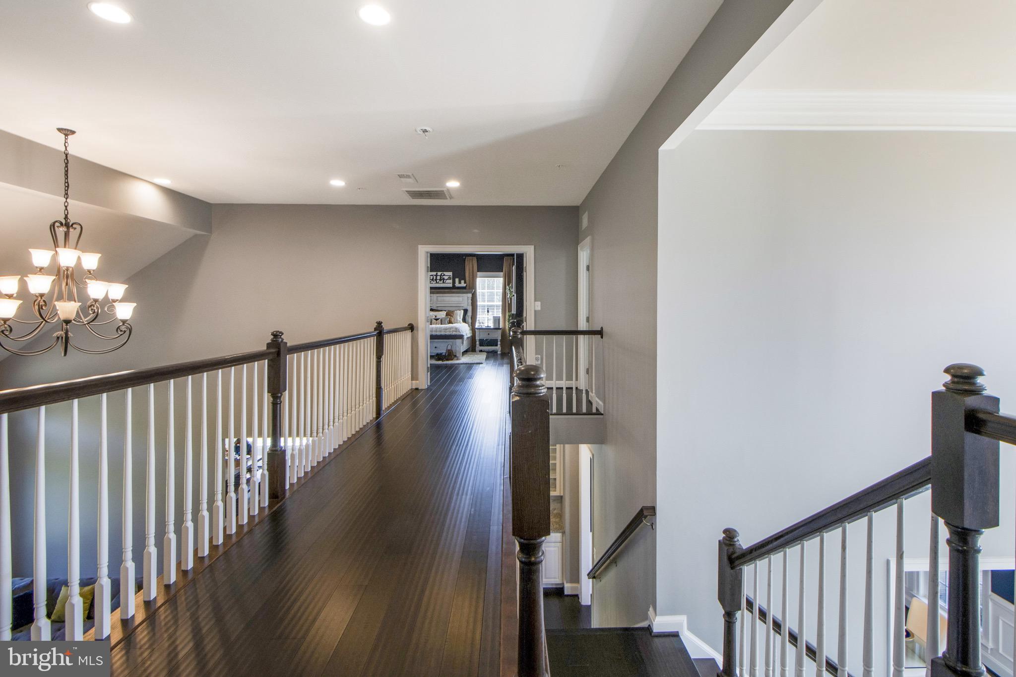 OAK CREEK CLUB - Residential