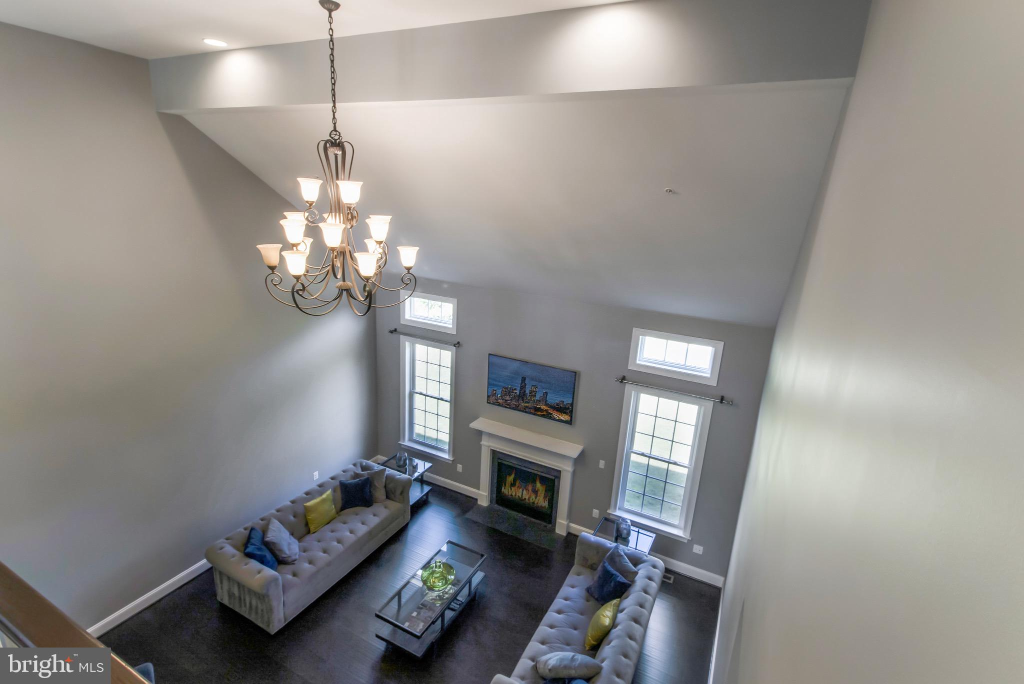 OAK CREEK CLUB - Residential