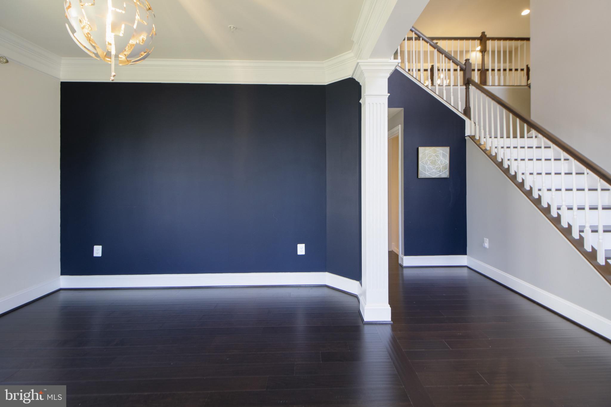 OAK CREEK CLUB - Residential