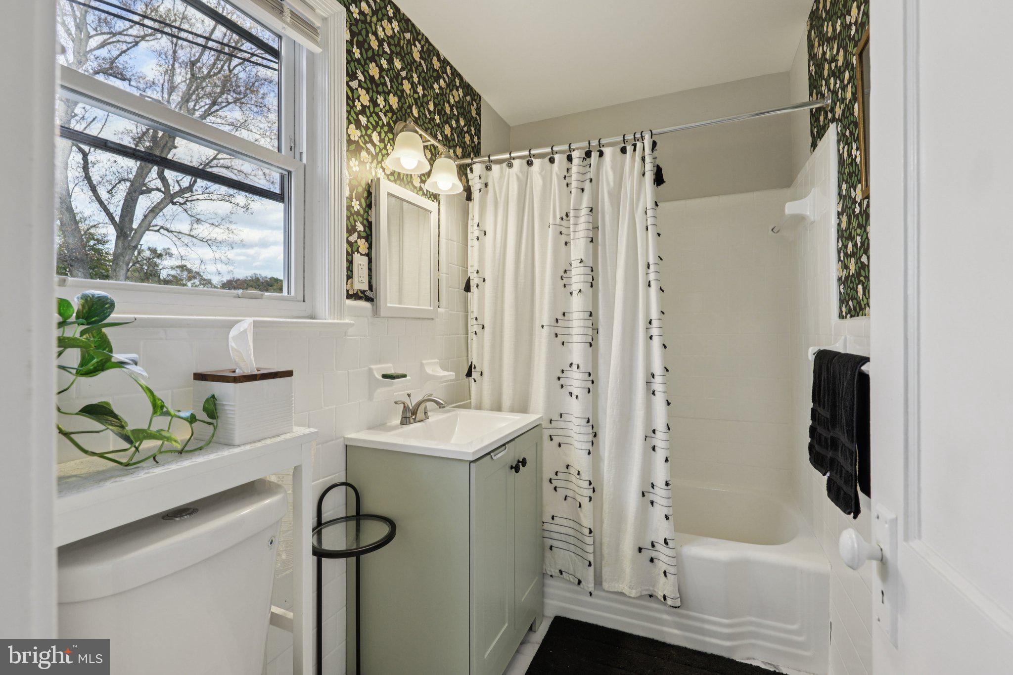 GREEN MEADOWS - Residential