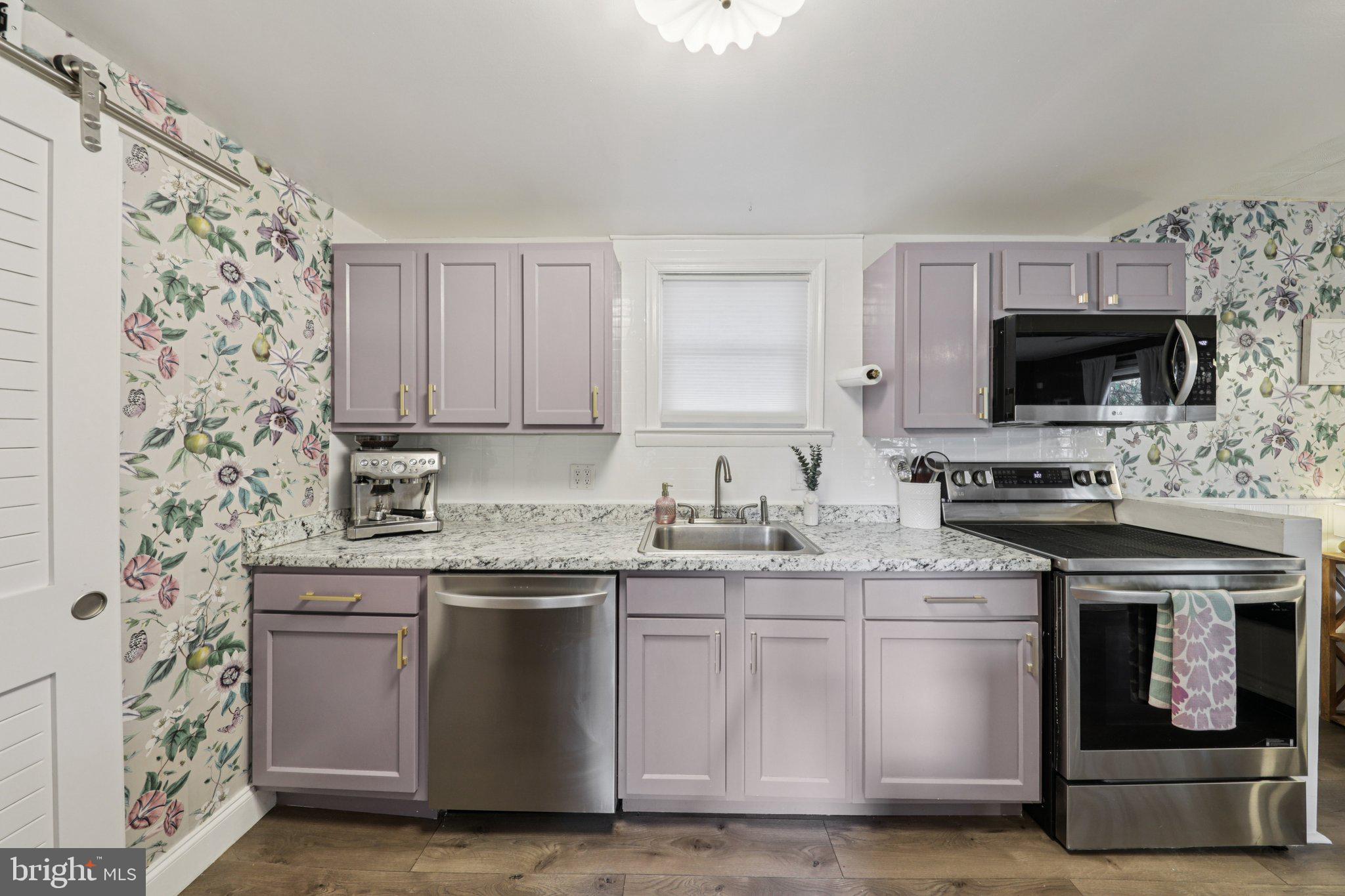 GREEN MEADOWS - Residential