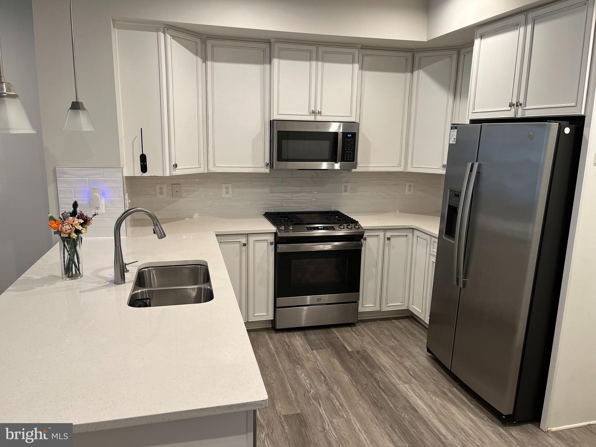 14031 SUNRISE VALLEY DRIVE 3E