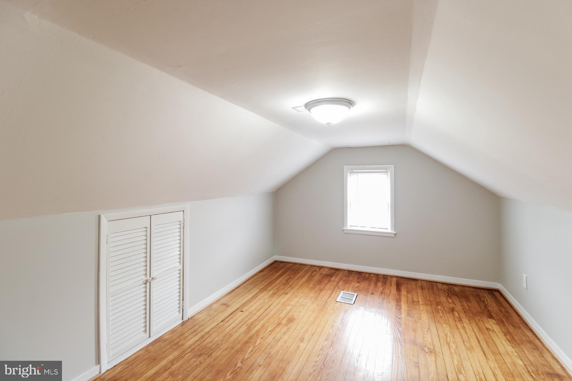 PARKVILLE HEIGHTS - Residential