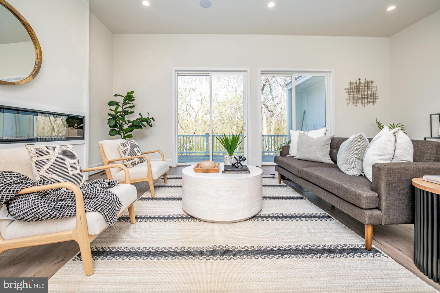 NORTH CHEVY CHASE - Residential Lease