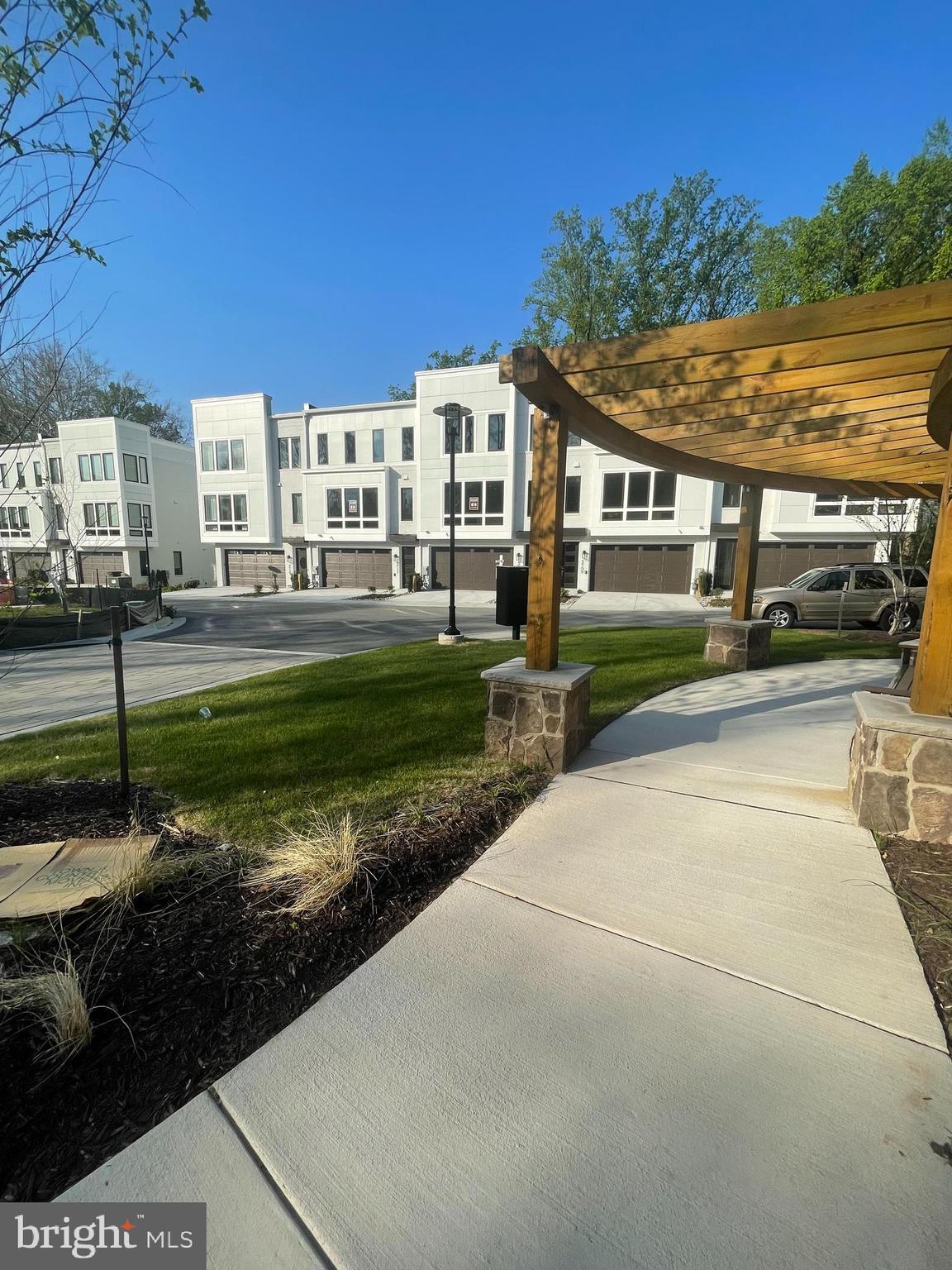 NORTH CHEVY CHASE - Residential Lease