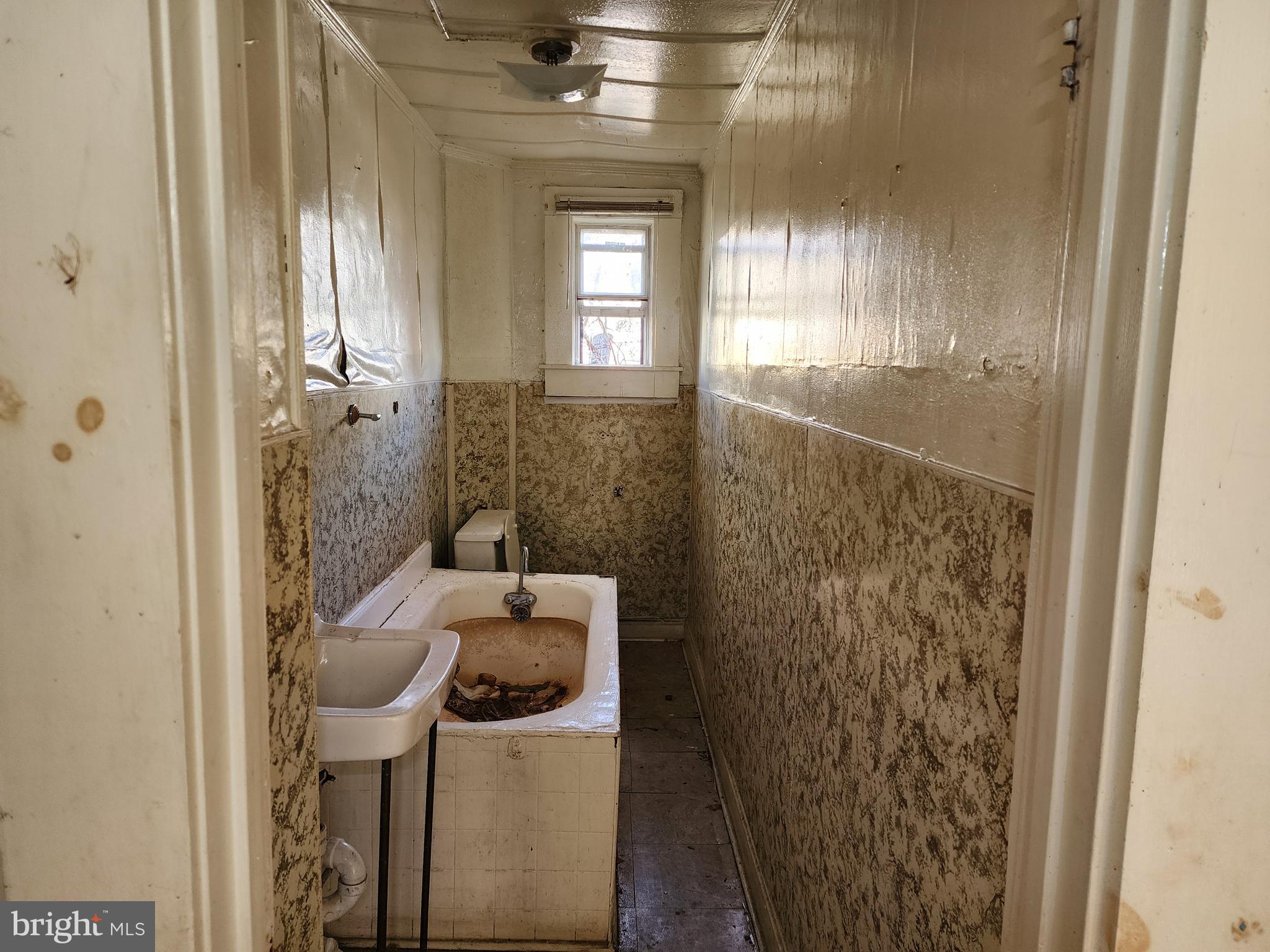 BOOTH-BOYD - Residential