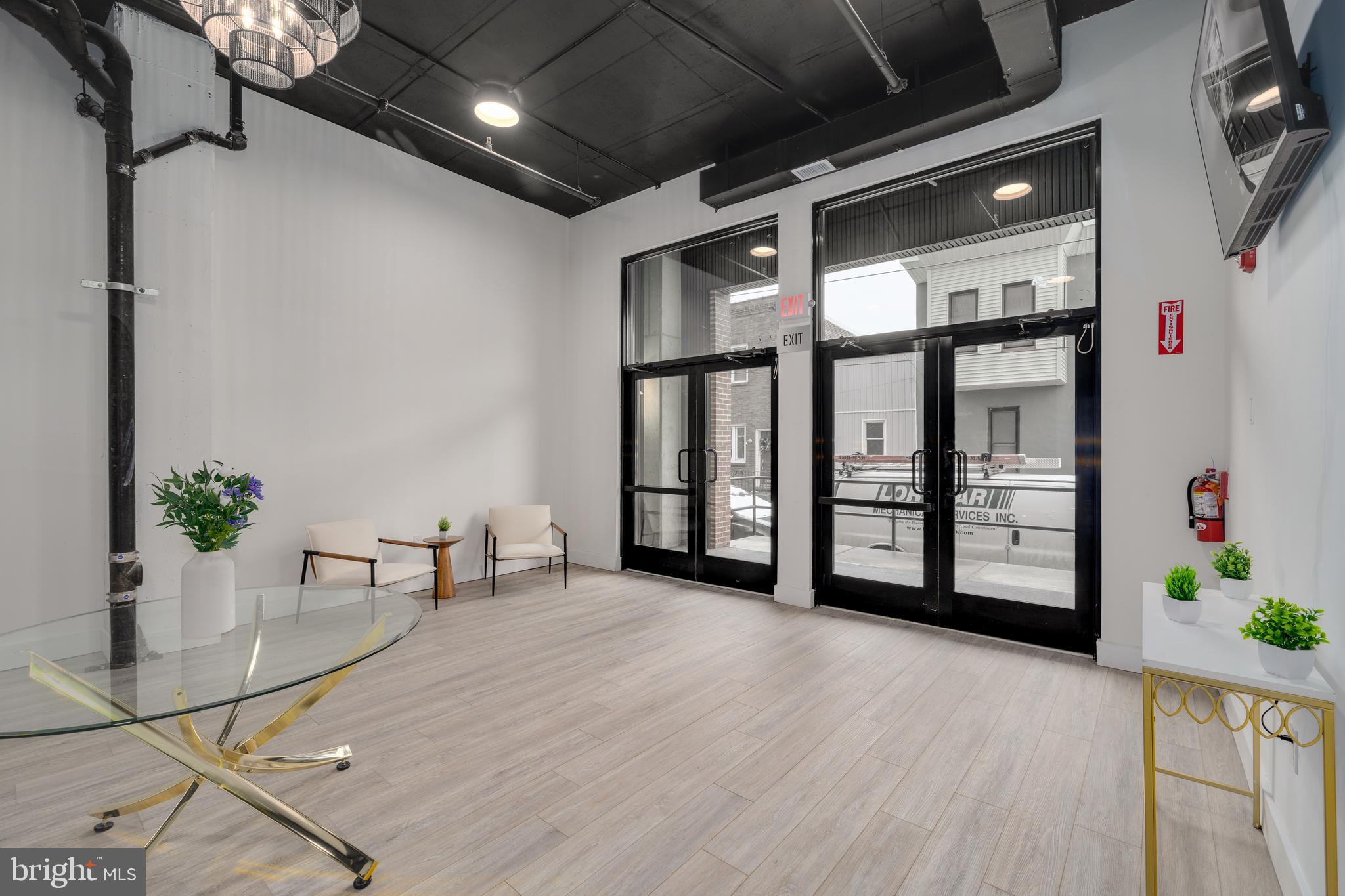 FISHTOWN - Residential Lease