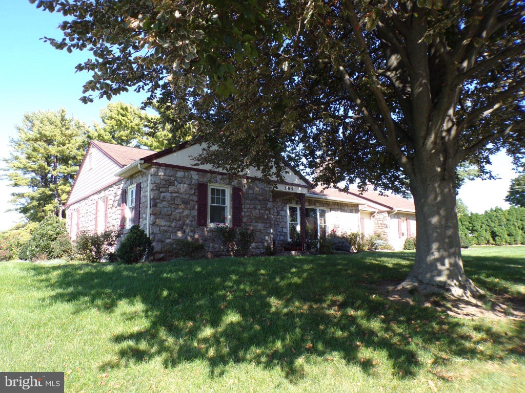 Photo of 309 Hain Avenue, READING, PA 19605 (MLS # PABK2079438)